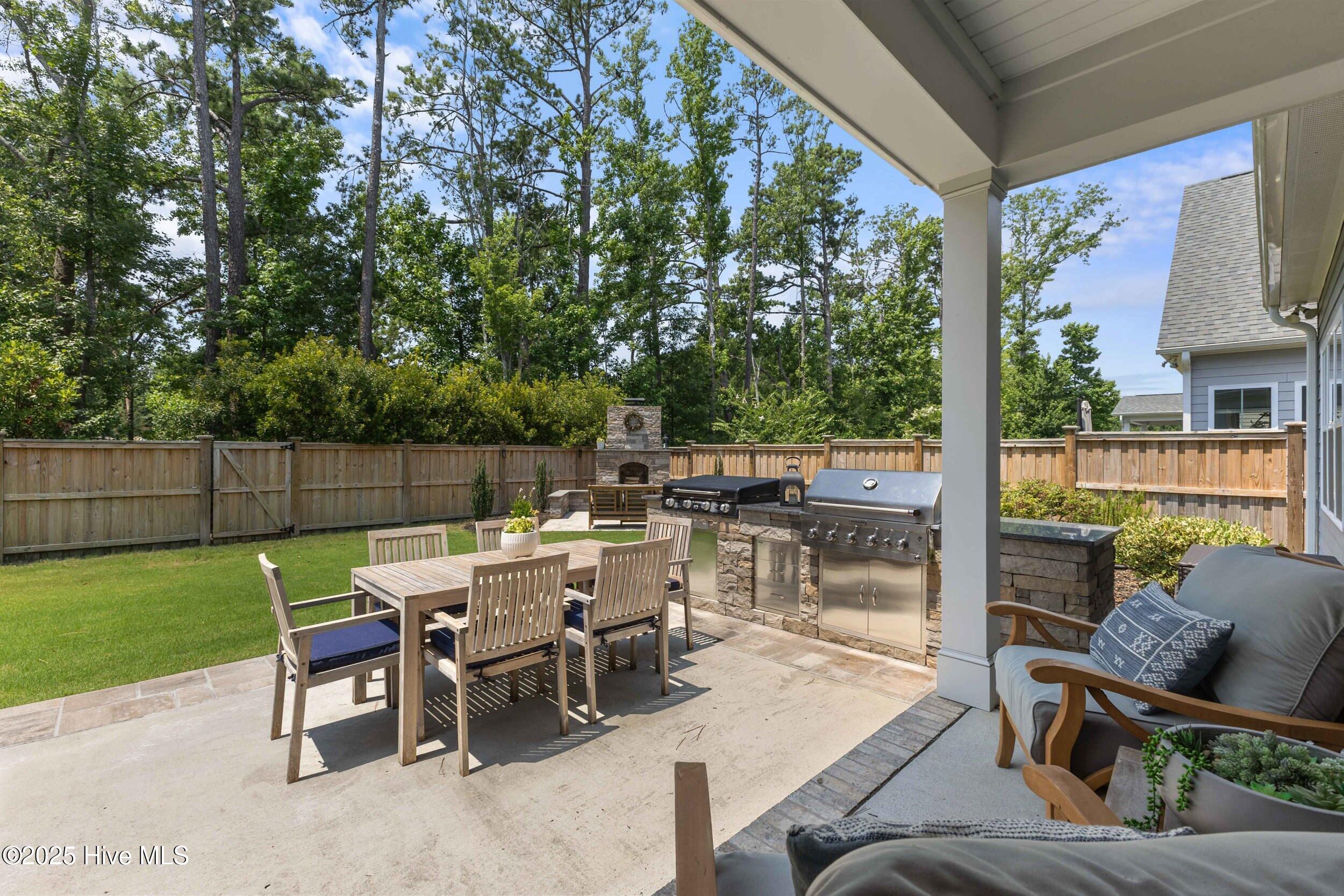 1112 Winged Seed Way