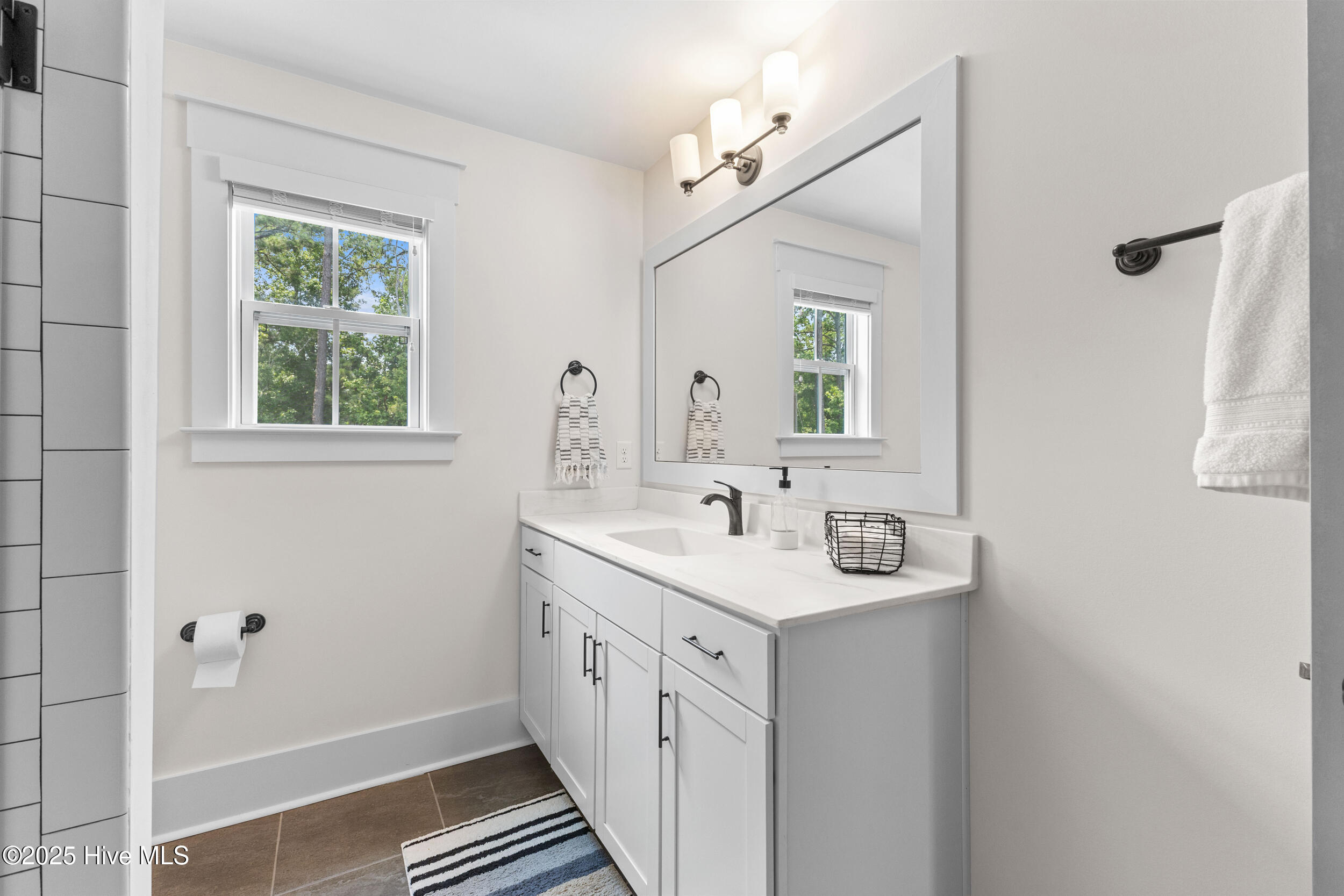 1112 Winged Seed Way