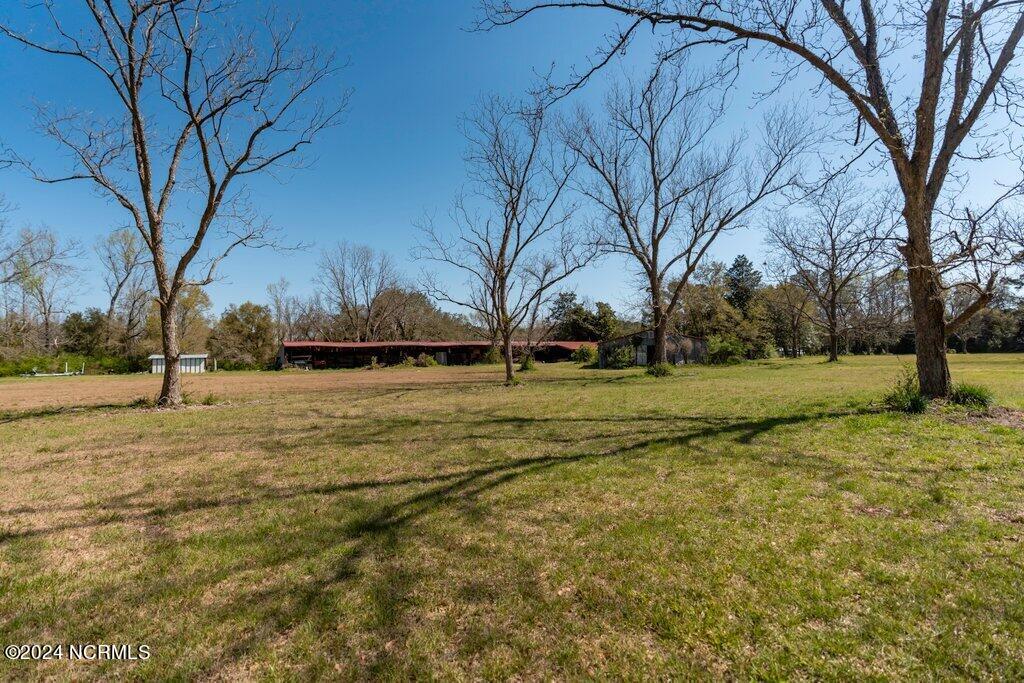 884 Cheshire Road