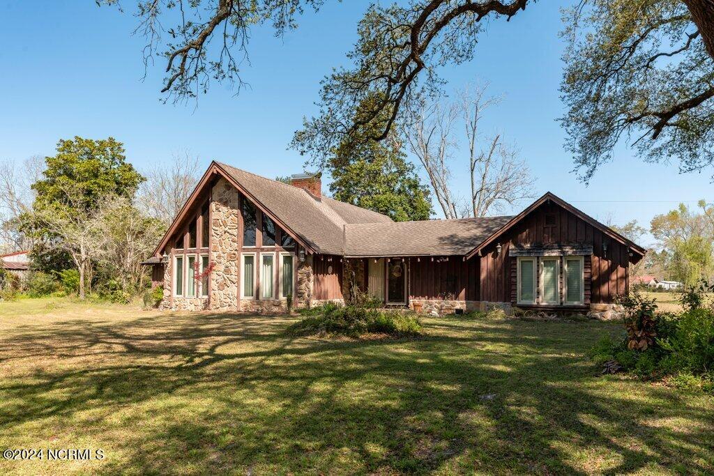 884 Cheshire Road