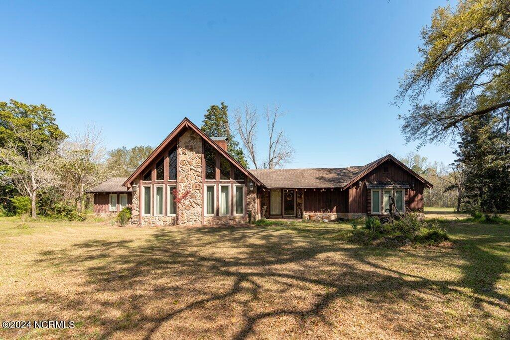 884 Cheshire Road