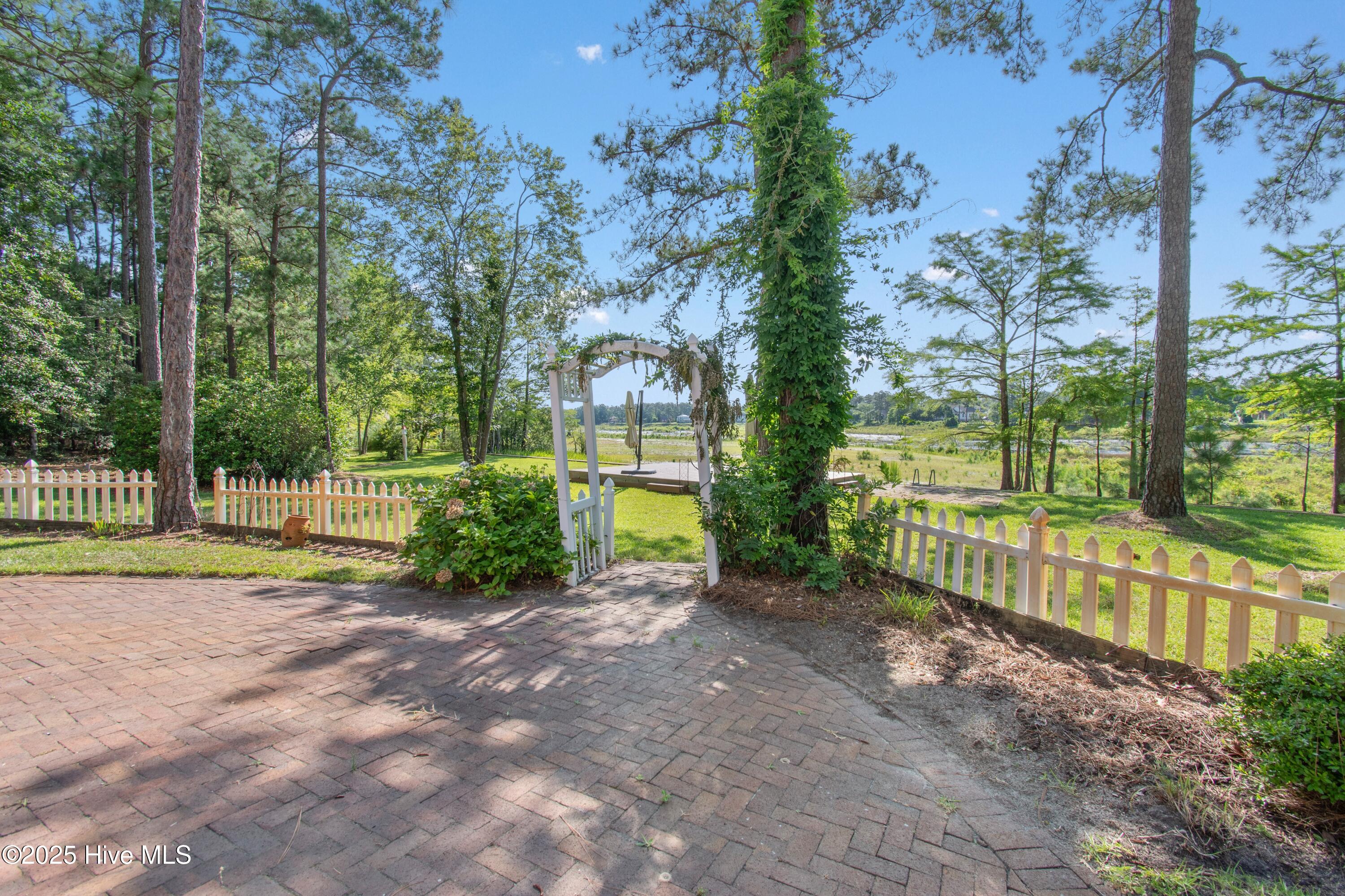 930 Holly Point Road