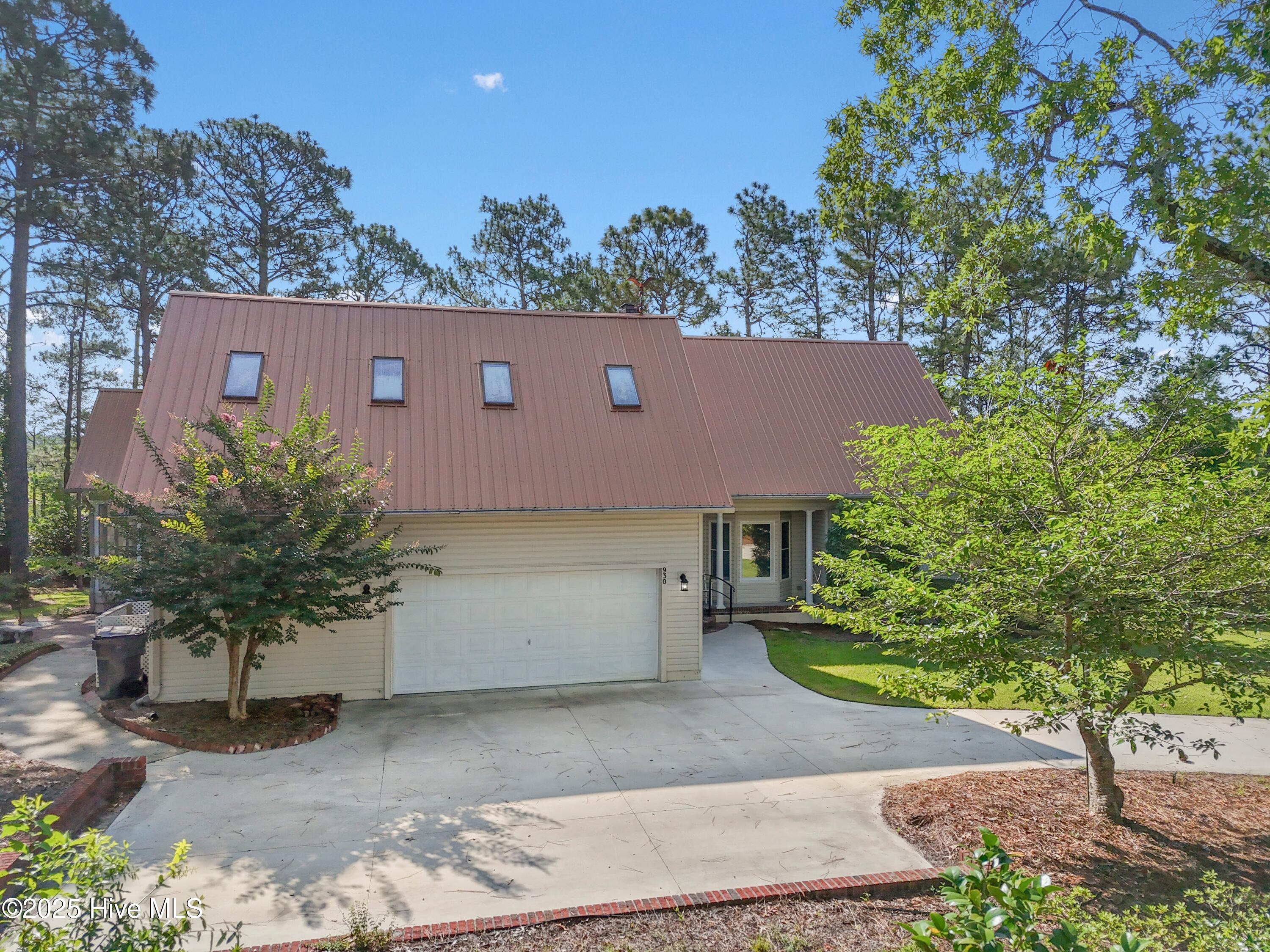 930 Holly Point Road