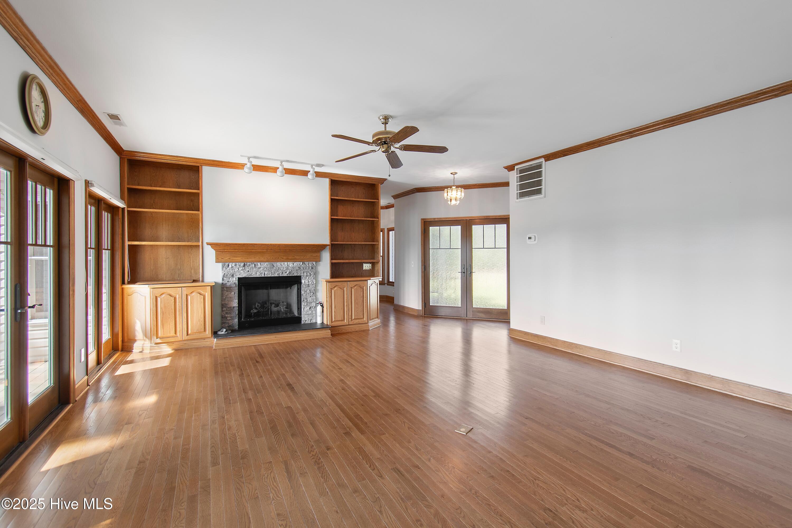 930 Holly Point Road