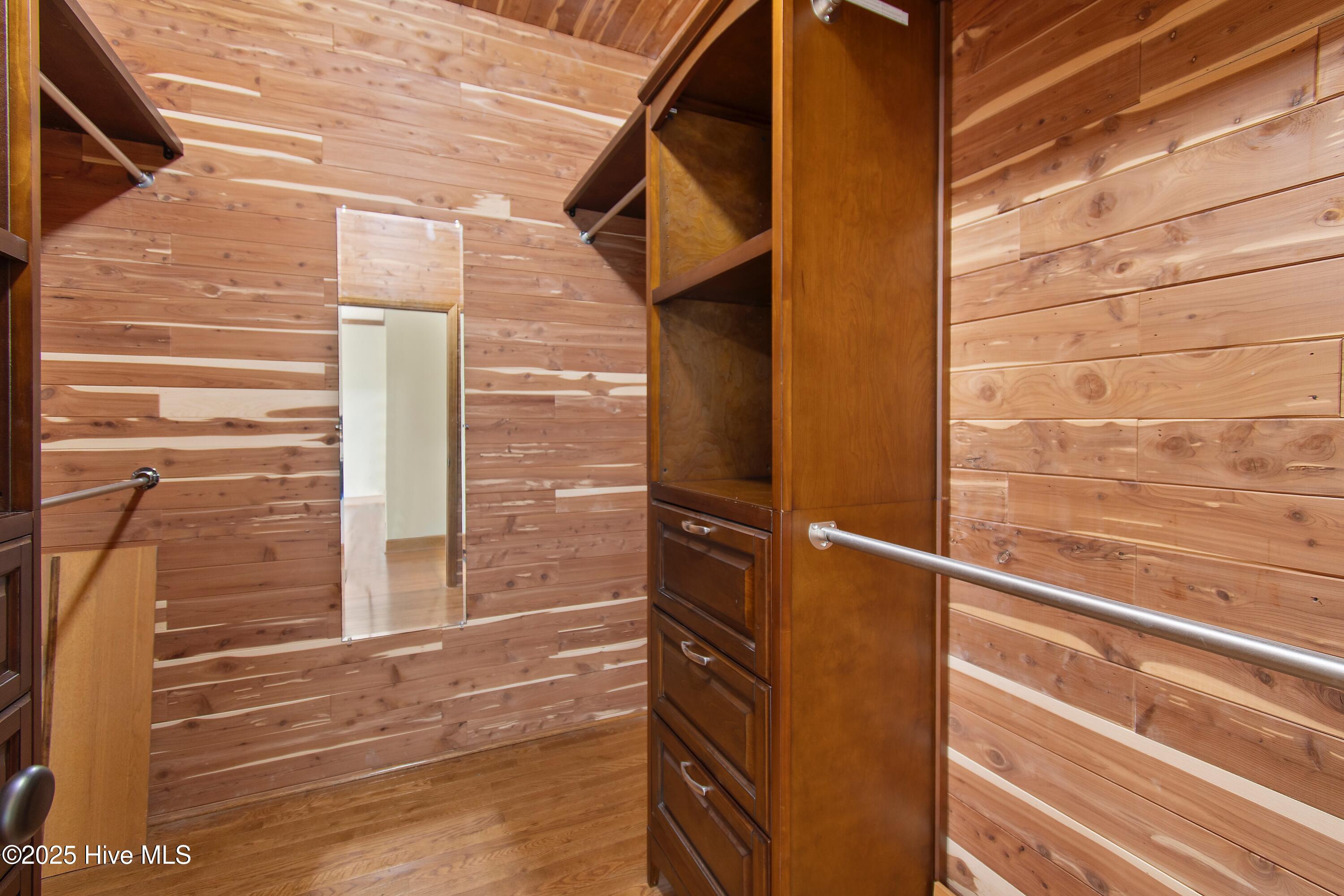 930 Holly Point Road