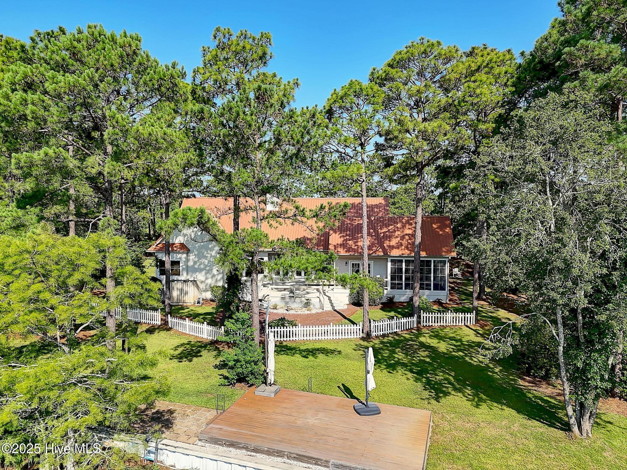 930 Holly Point Road