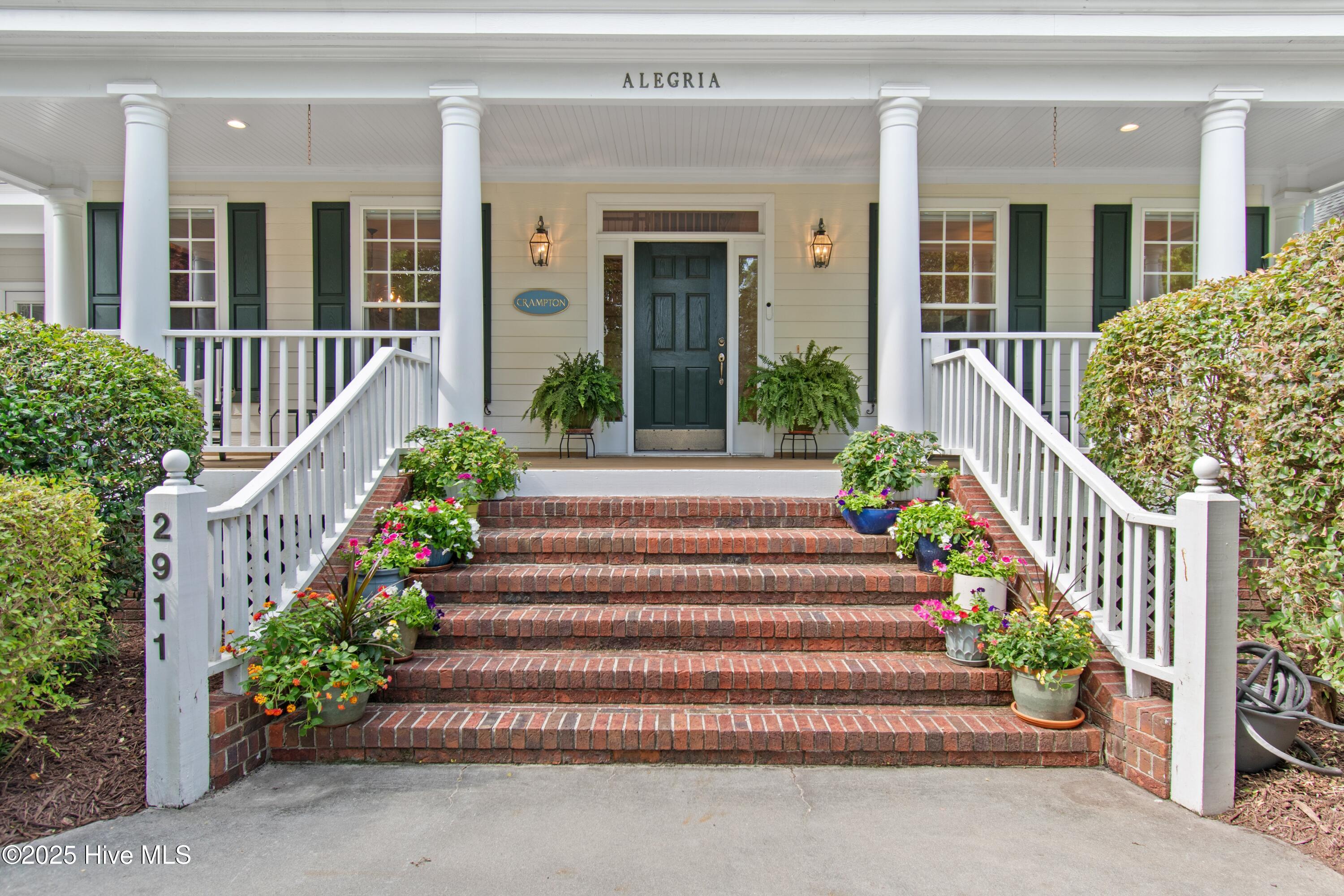 2911 Trailwood Drive SE