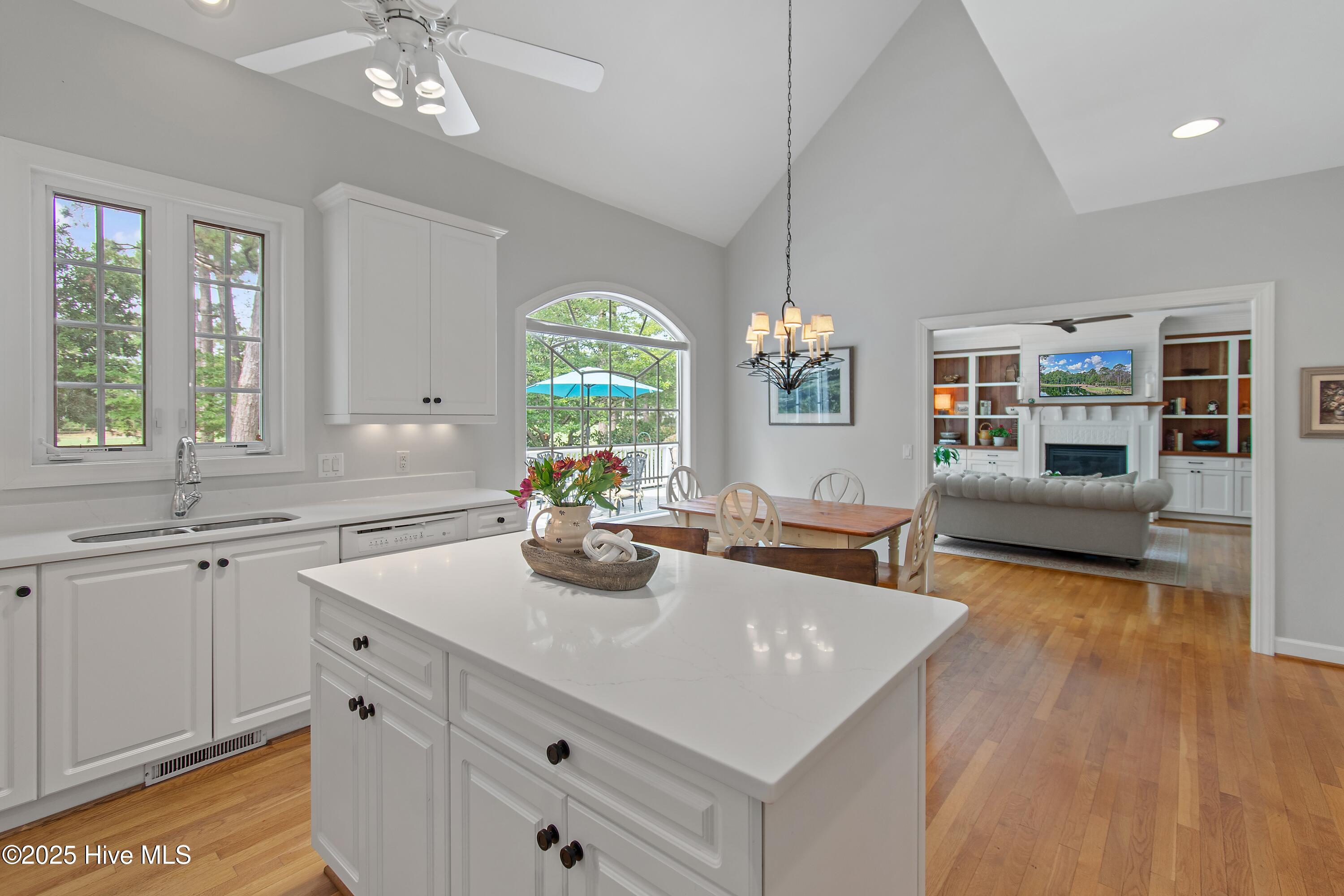 2911 Trailwood Drive SE