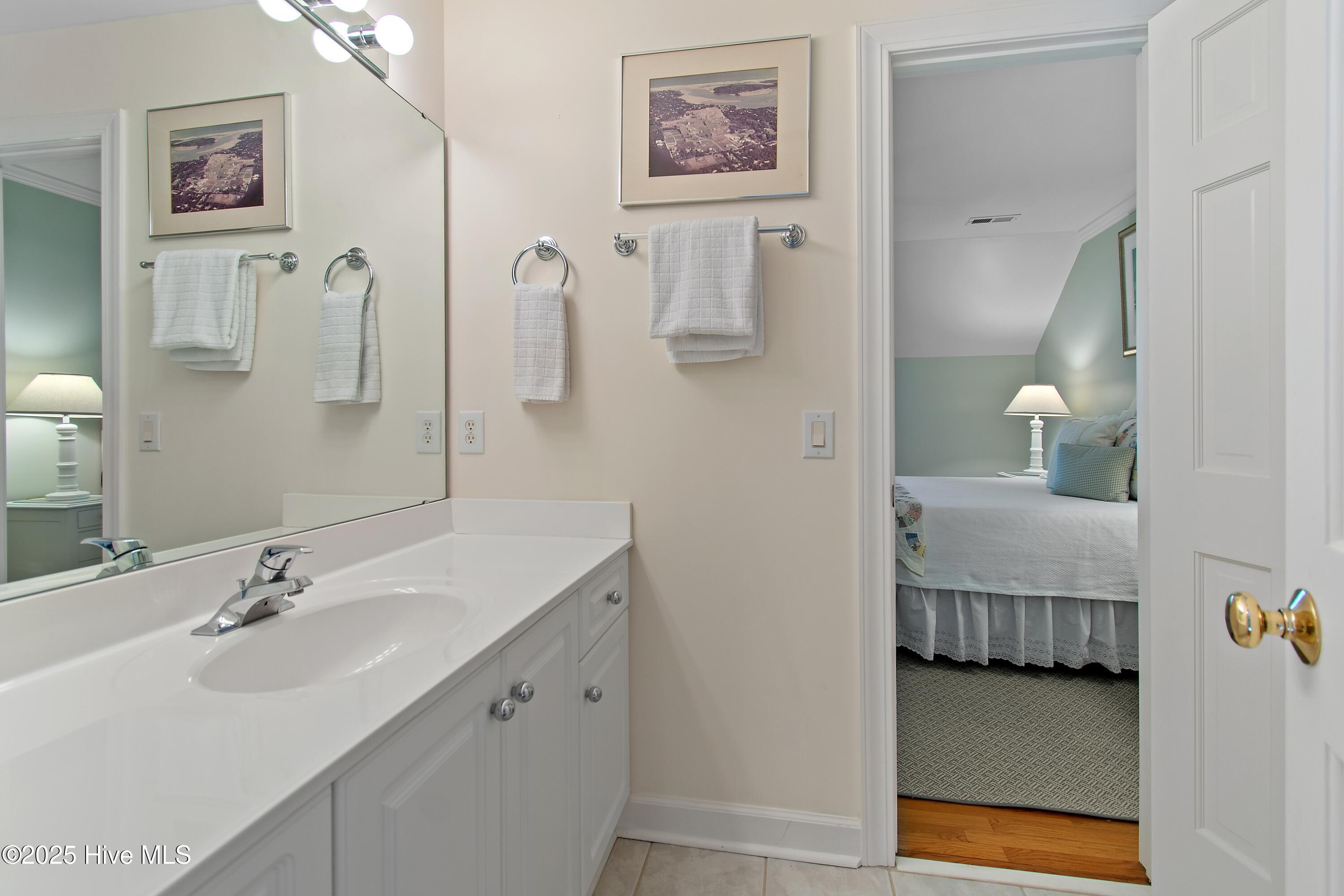 2911 Trailwood Drive SE