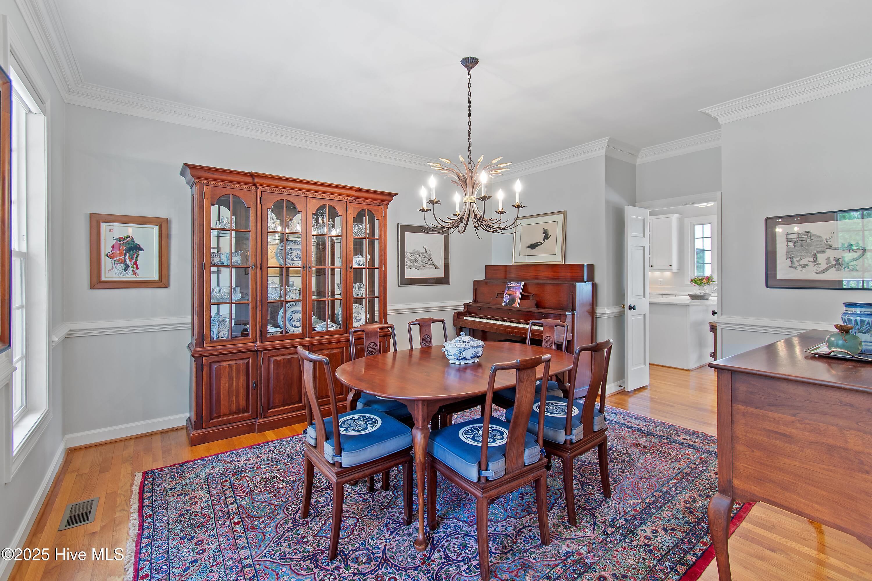 2911 Trailwood Drive SE