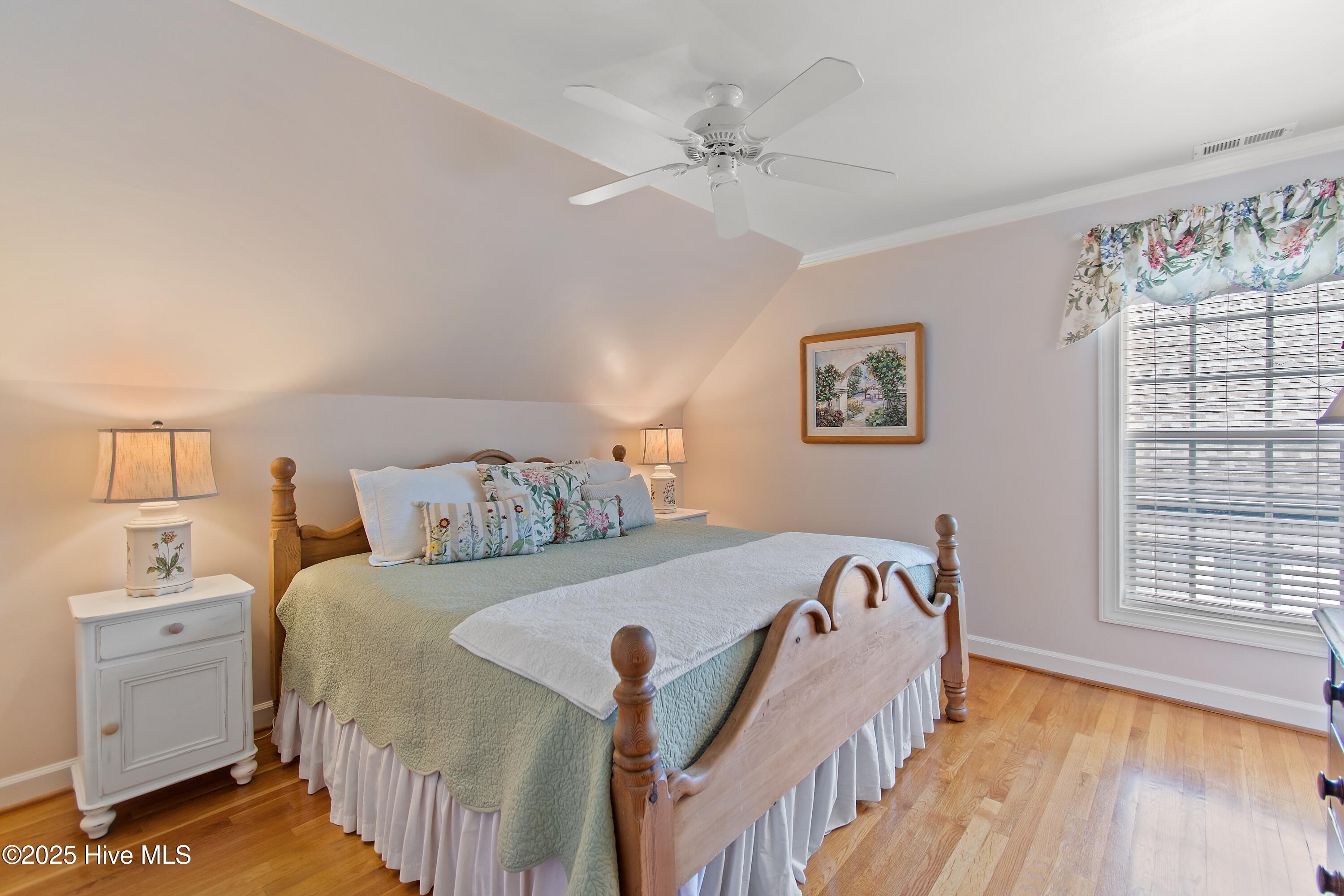 2911 Trailwood Drive SE