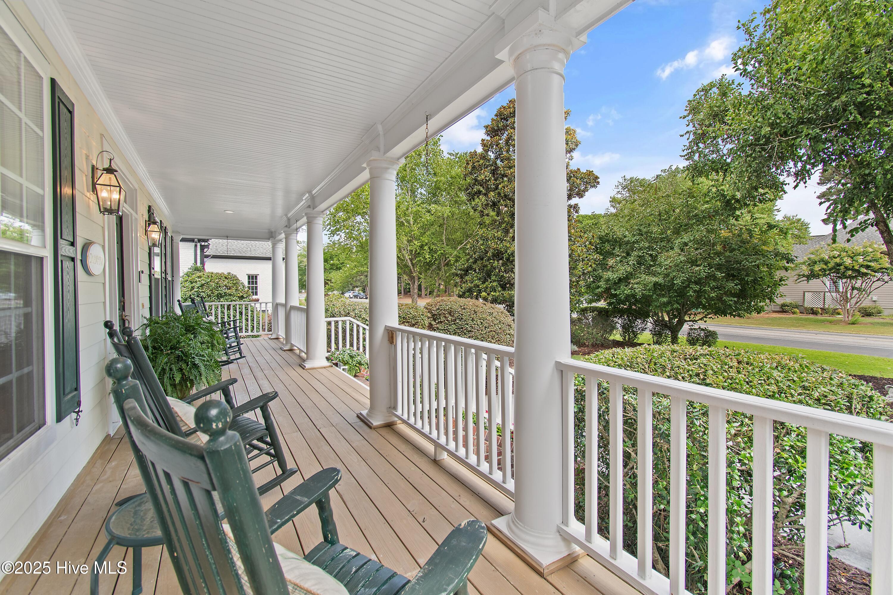 2911 Trailwood Drive SE