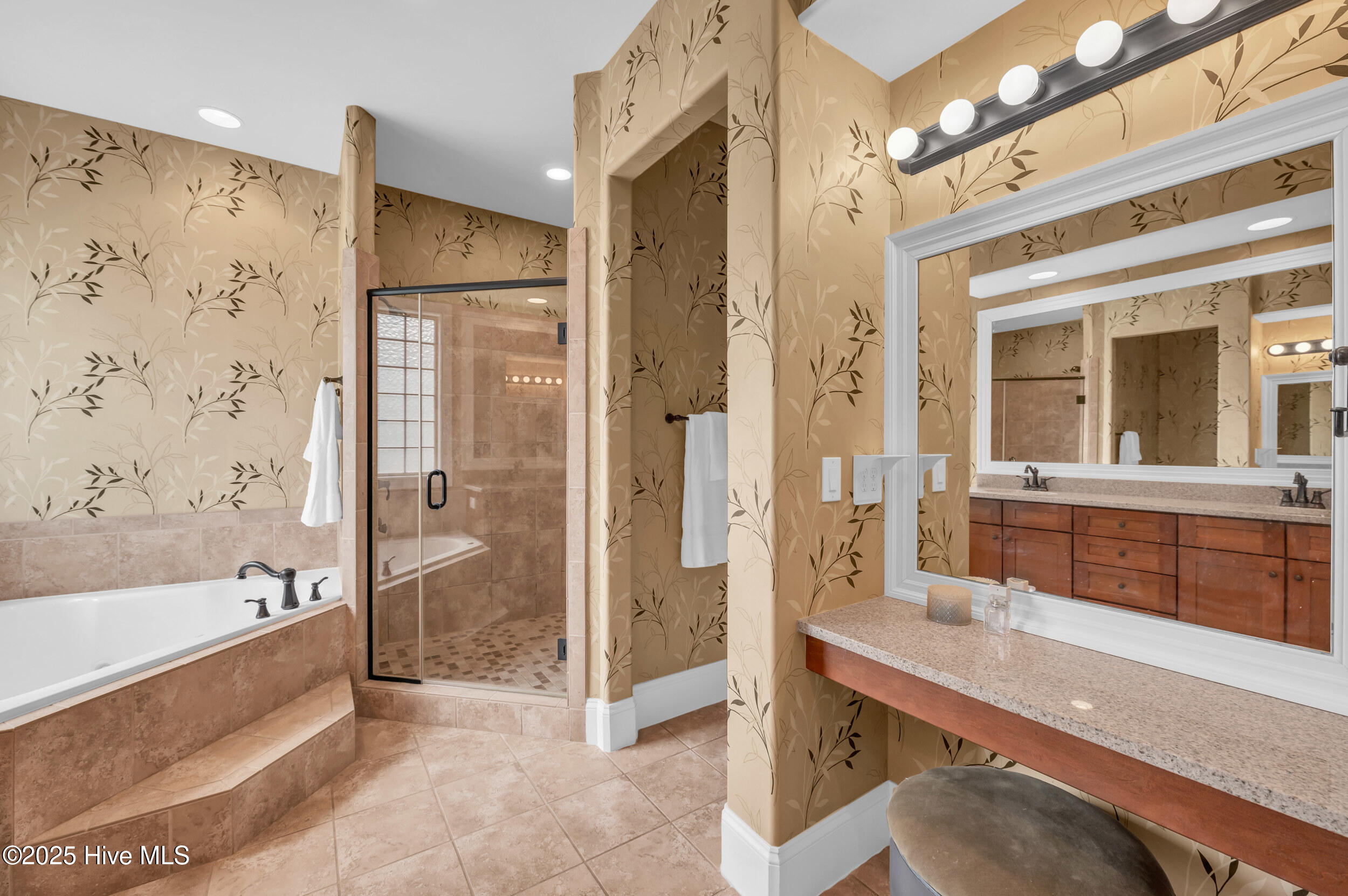 1414 Serrulata Drive SE