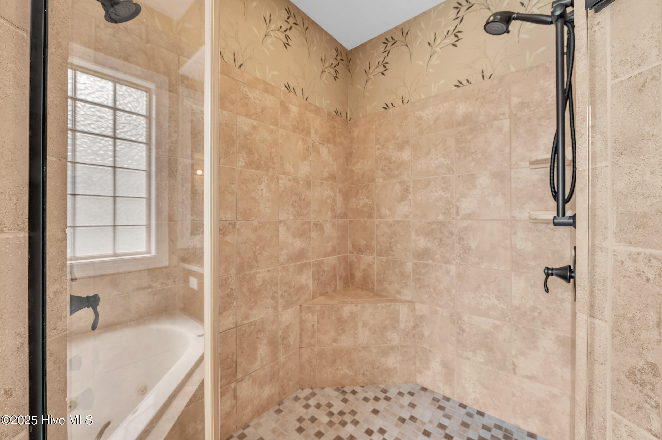 1414 Serrulata Drive SE