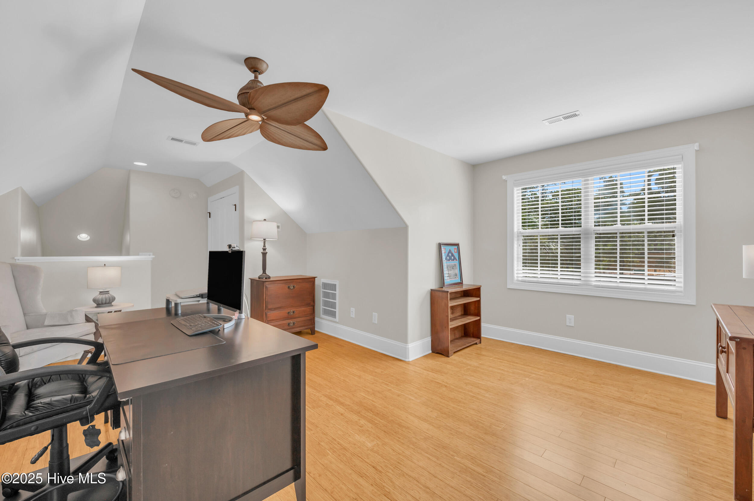 1414 Serrulata Drive SE