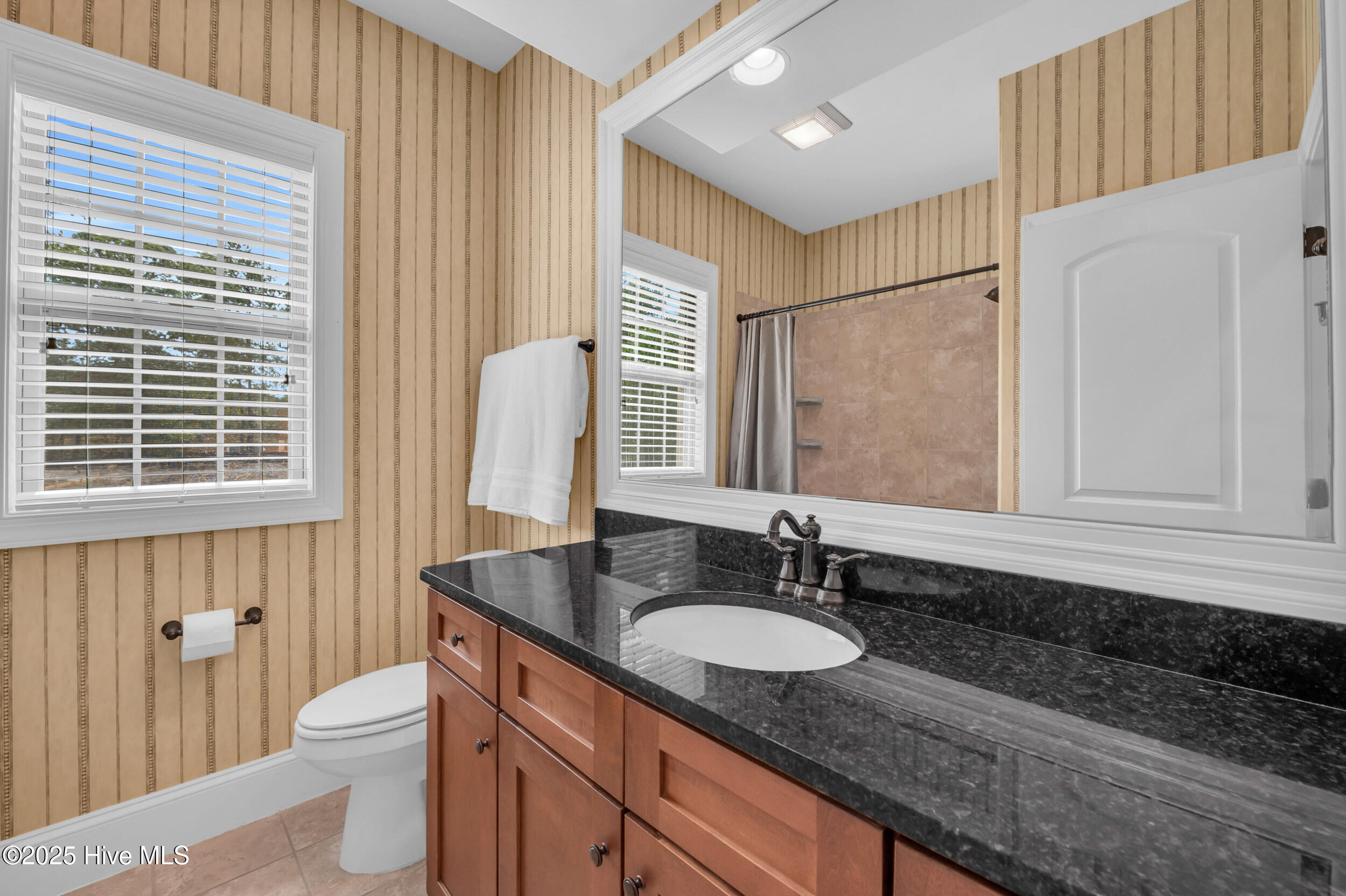 1414 Serrulata Drive SE