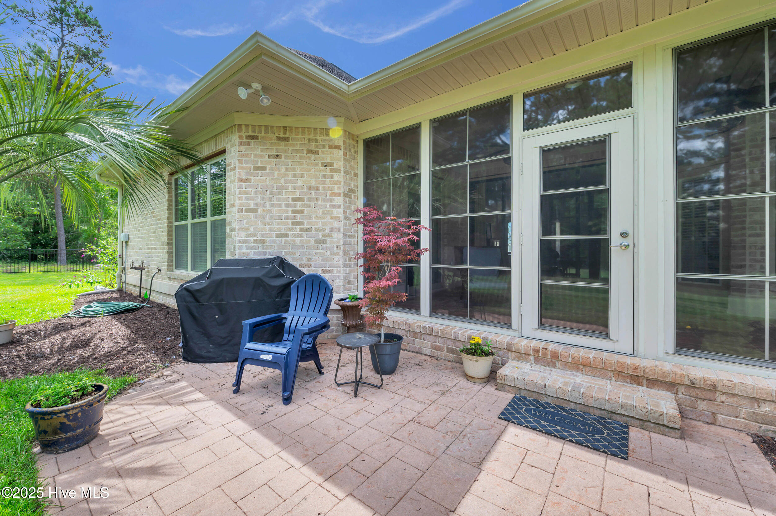 1414 Serrulata Drive SE