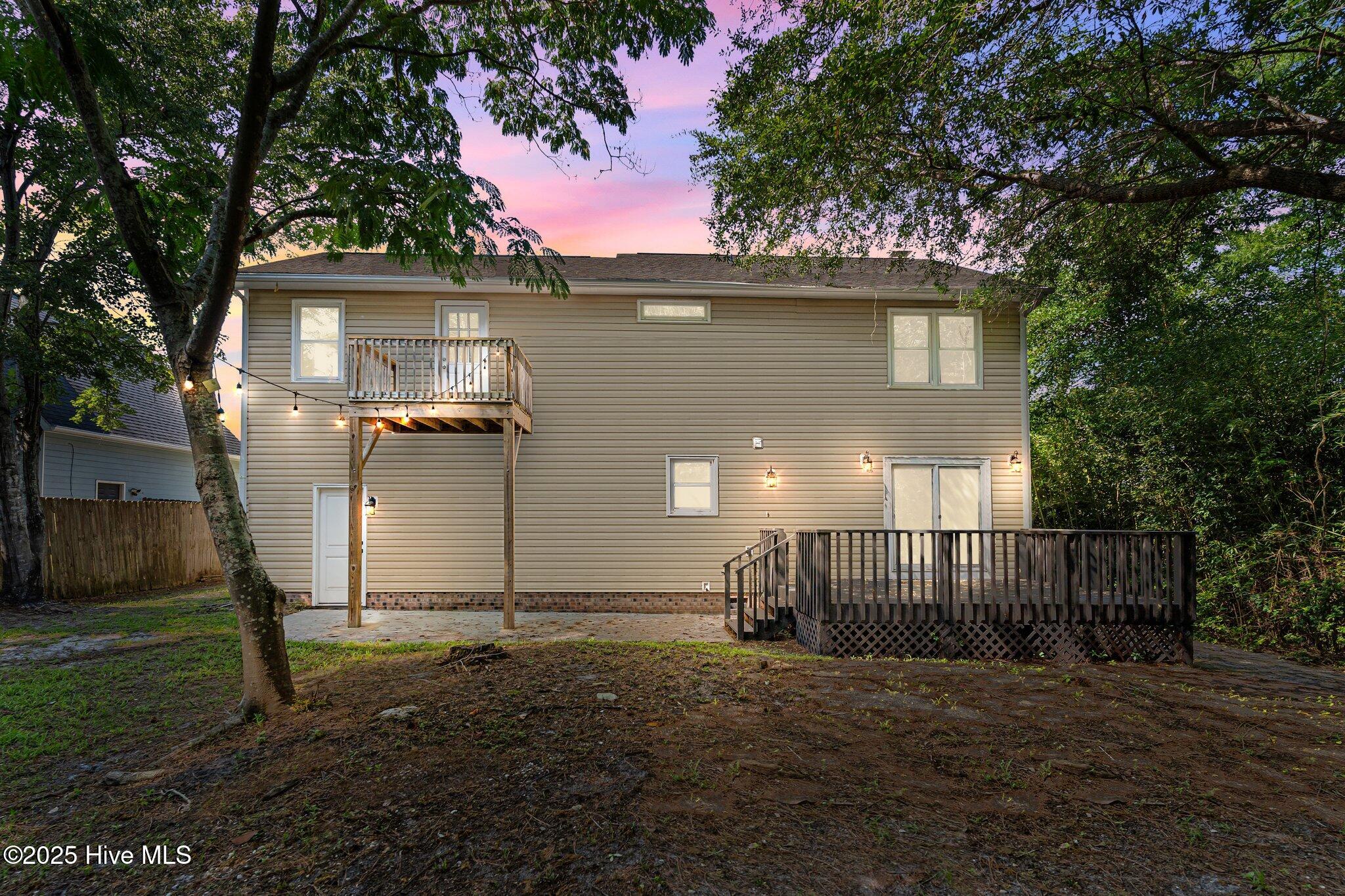 704 Mallard Crossing Drive