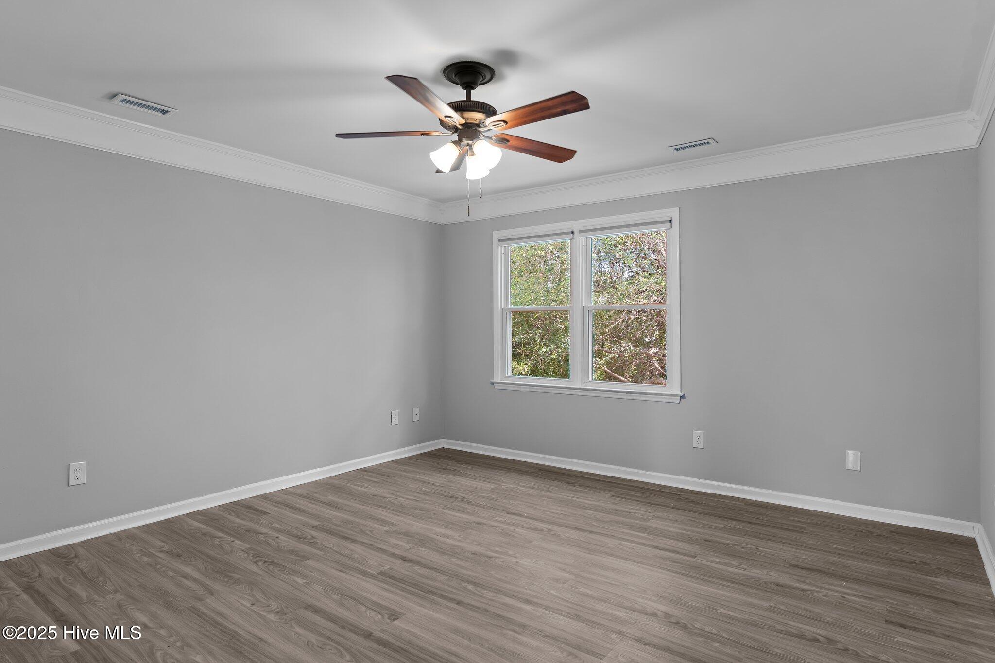 704 Mallard Crossing Drive