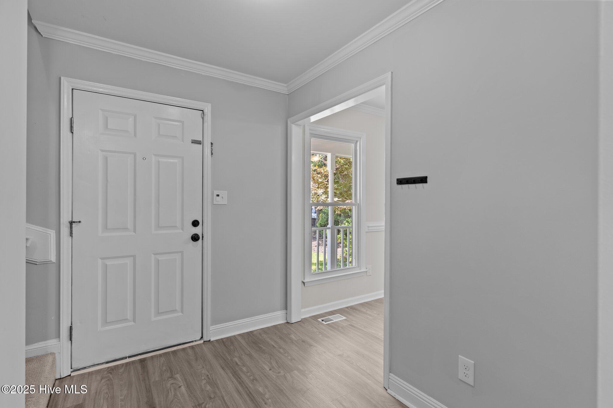 704 Mallard Crossing Drive