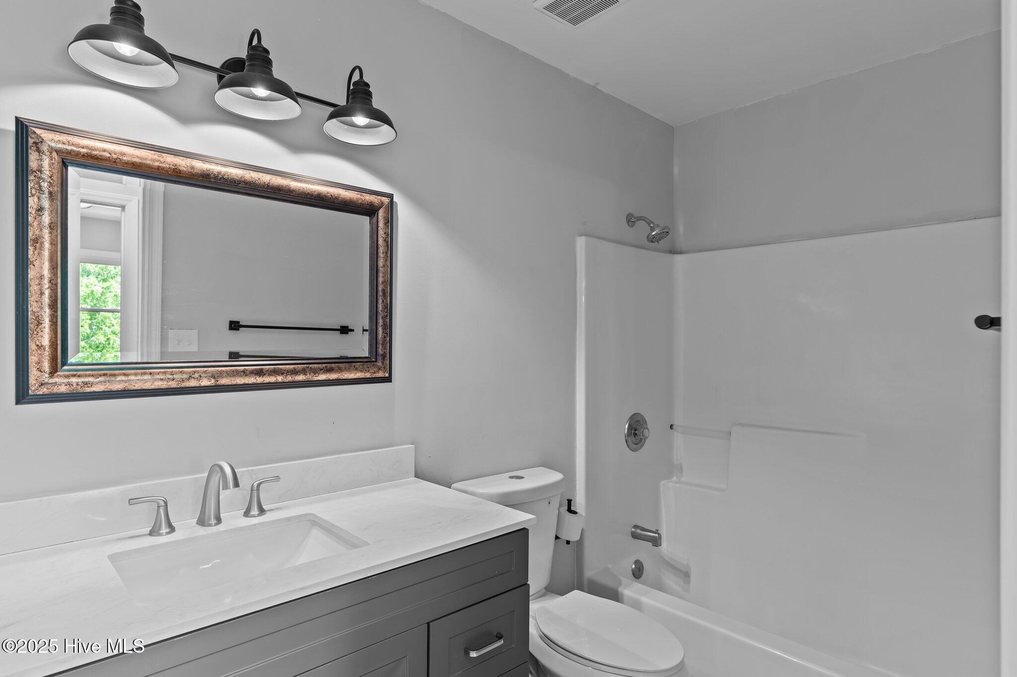 704 Mallard Crossing Drive