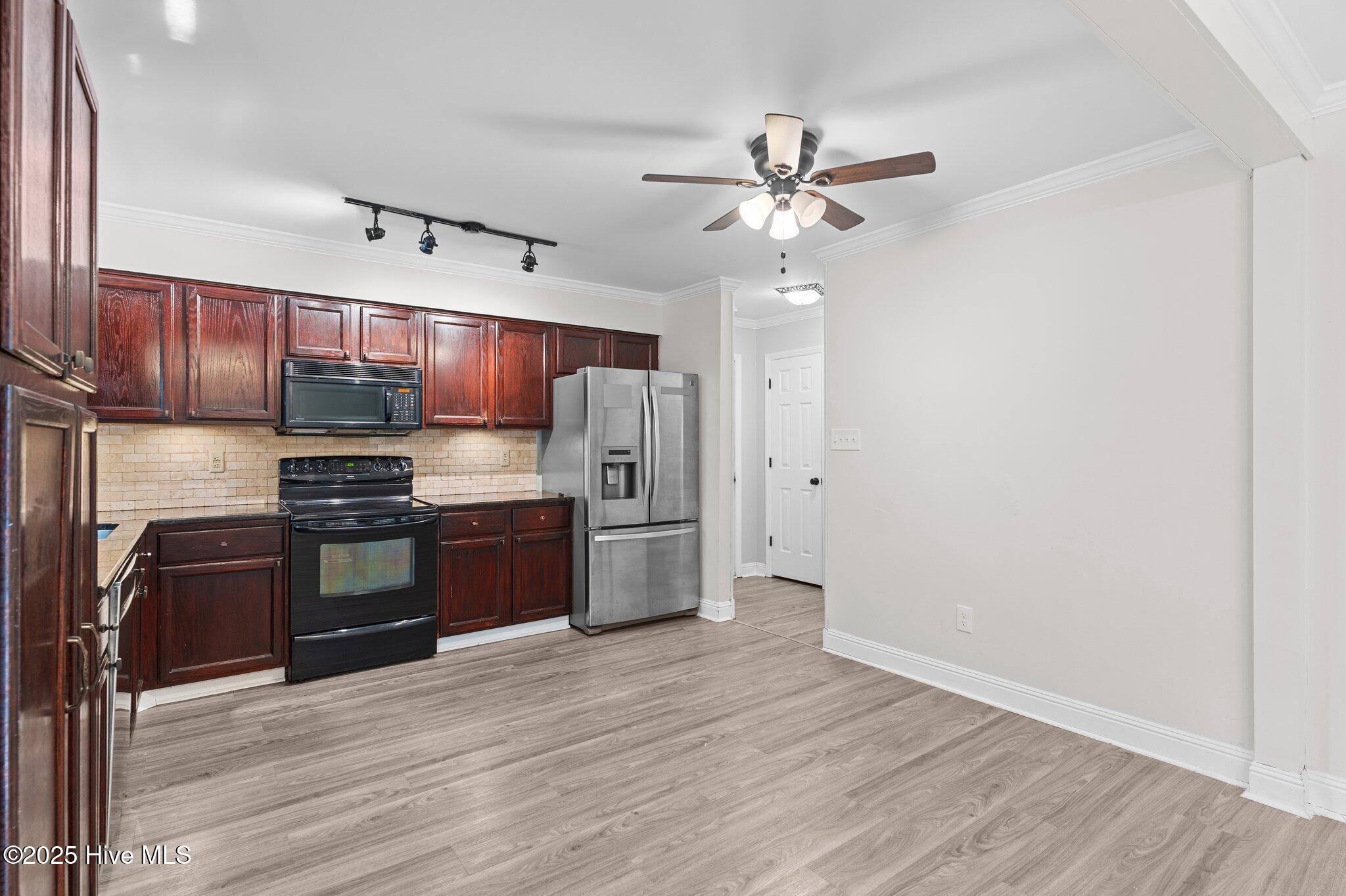 704 Mallard Crossing Drive