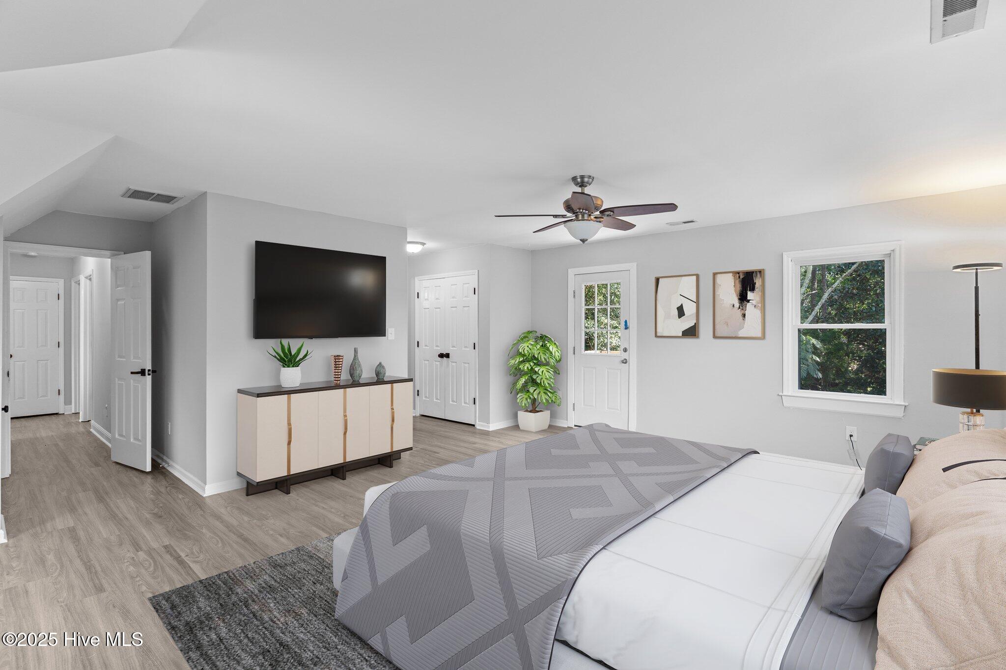 704 Mallard Crossing Drive