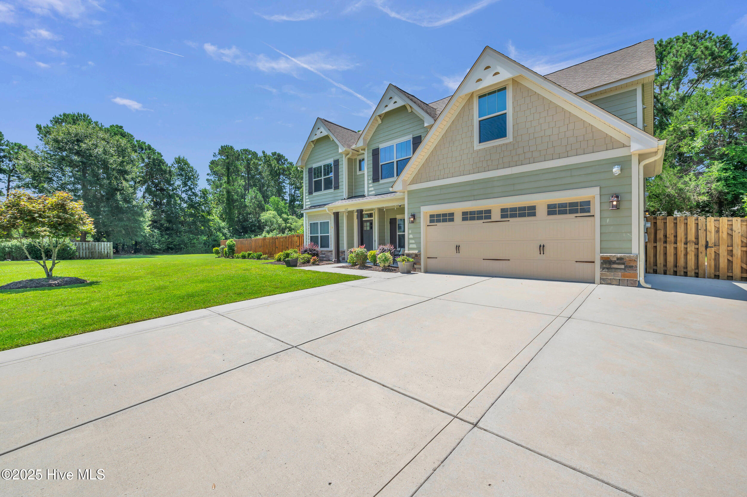 107 Vella Lane