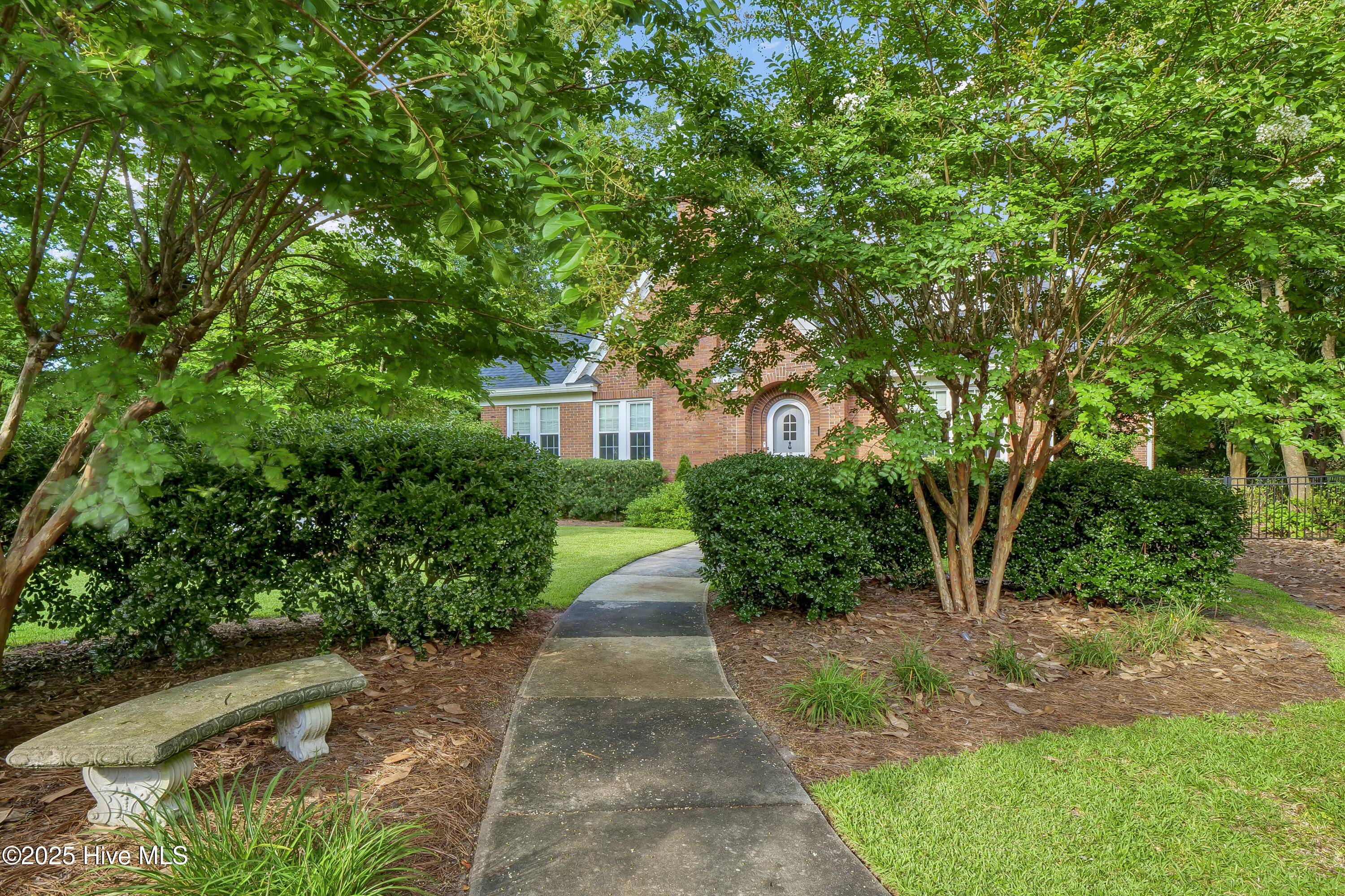 15 Forest Hills Drive