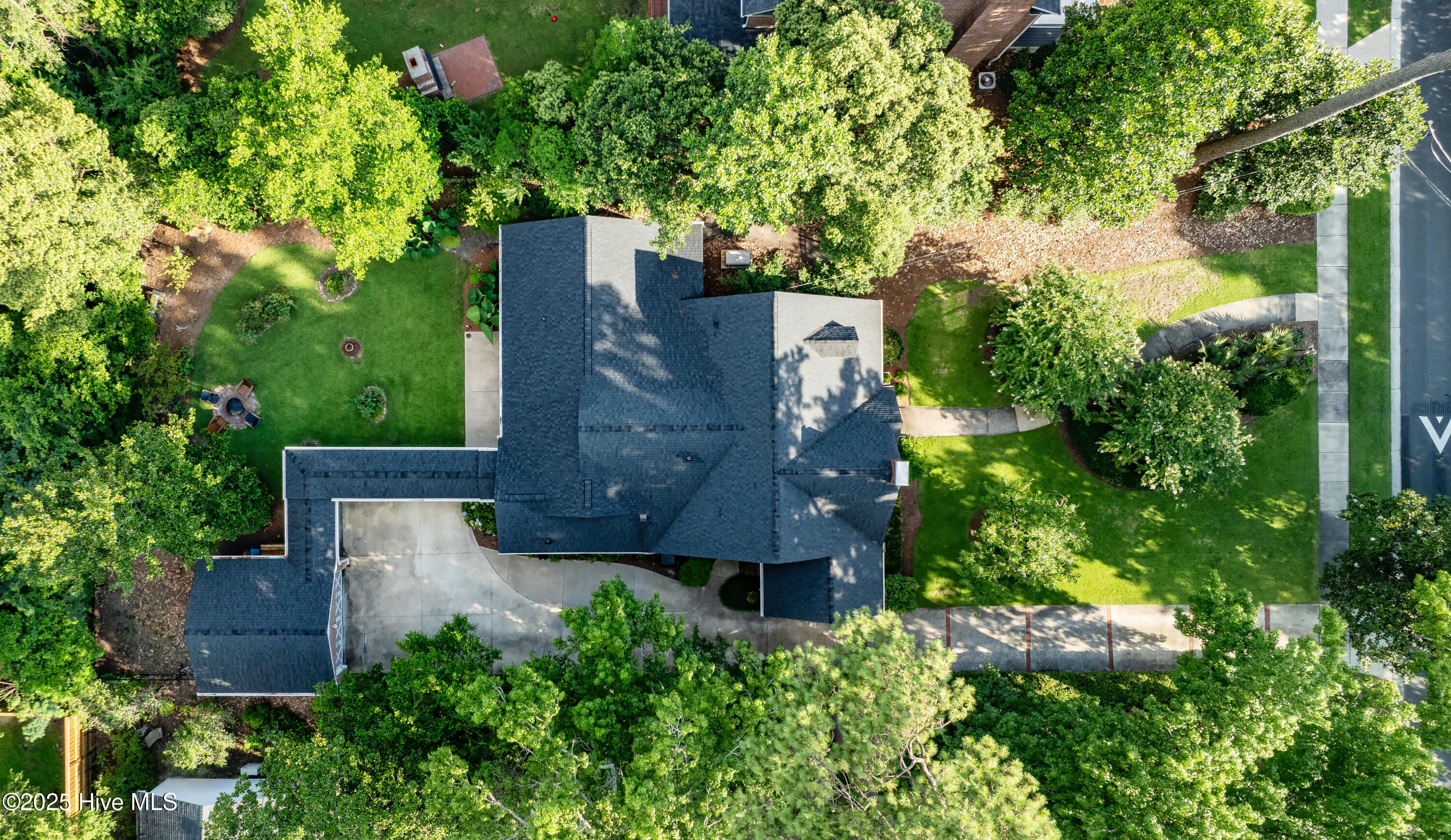 15 Forest Hills Drive