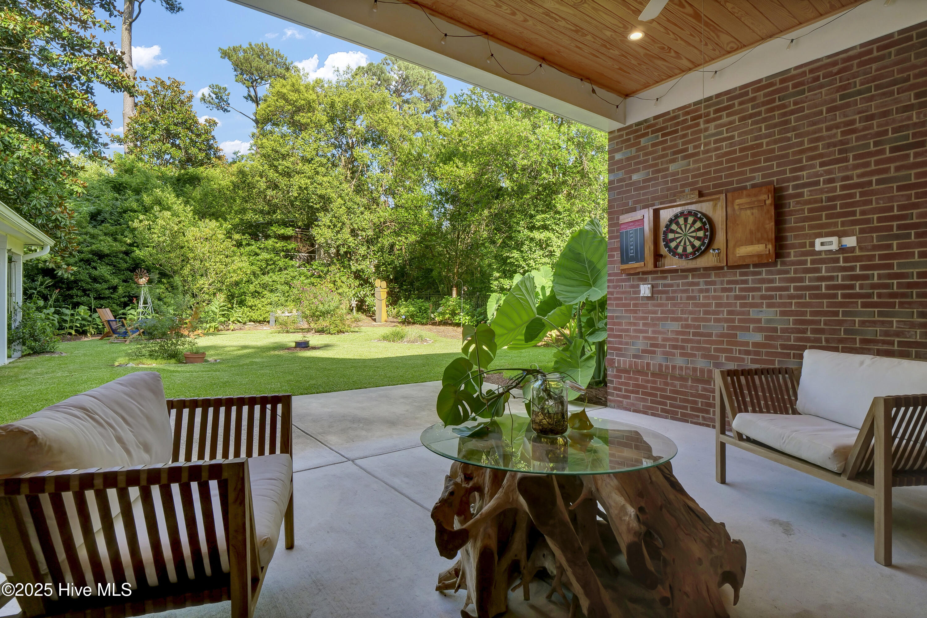 15 Forest Hills Drive