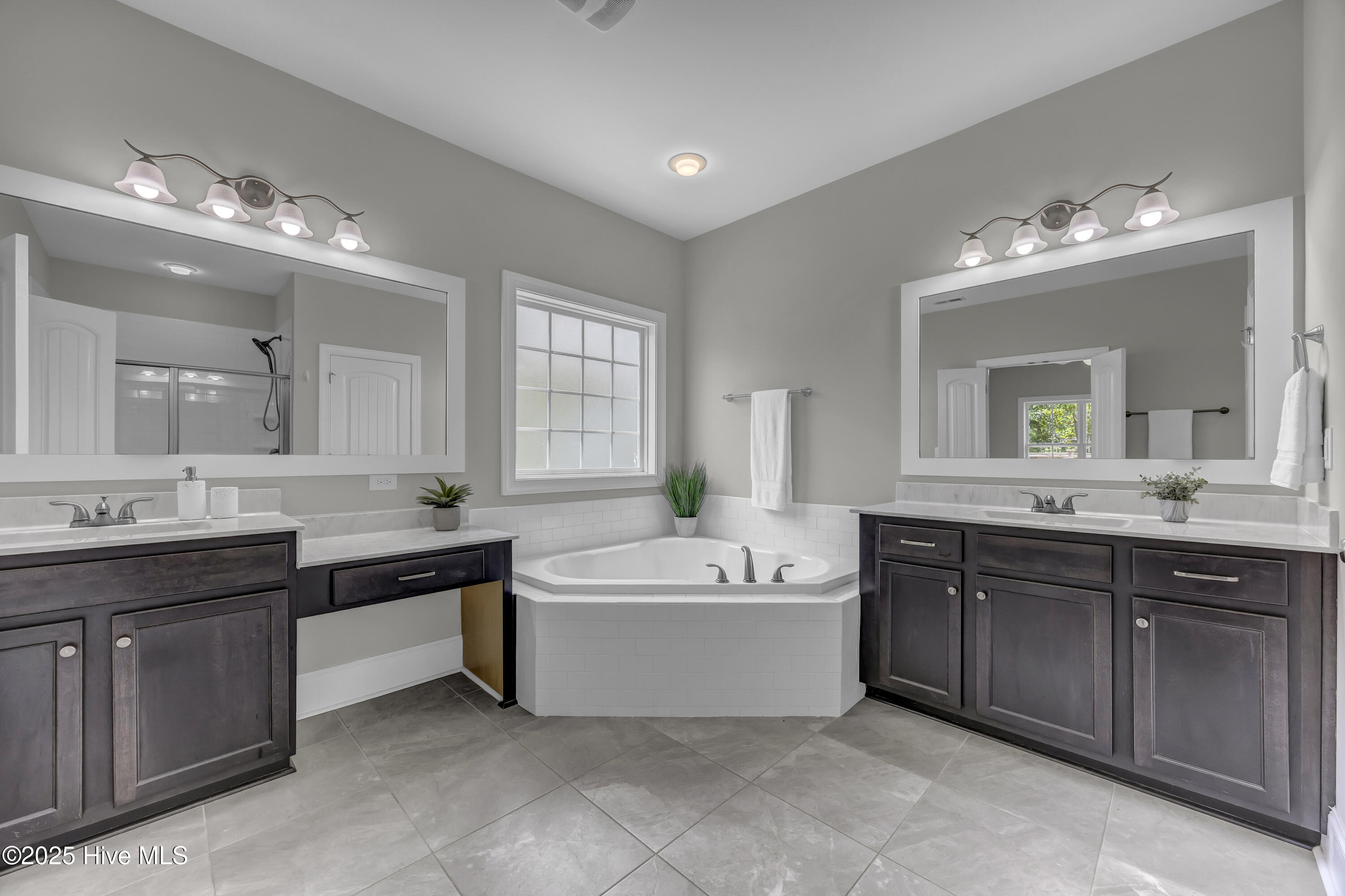 5709 Brown Pelican Lane