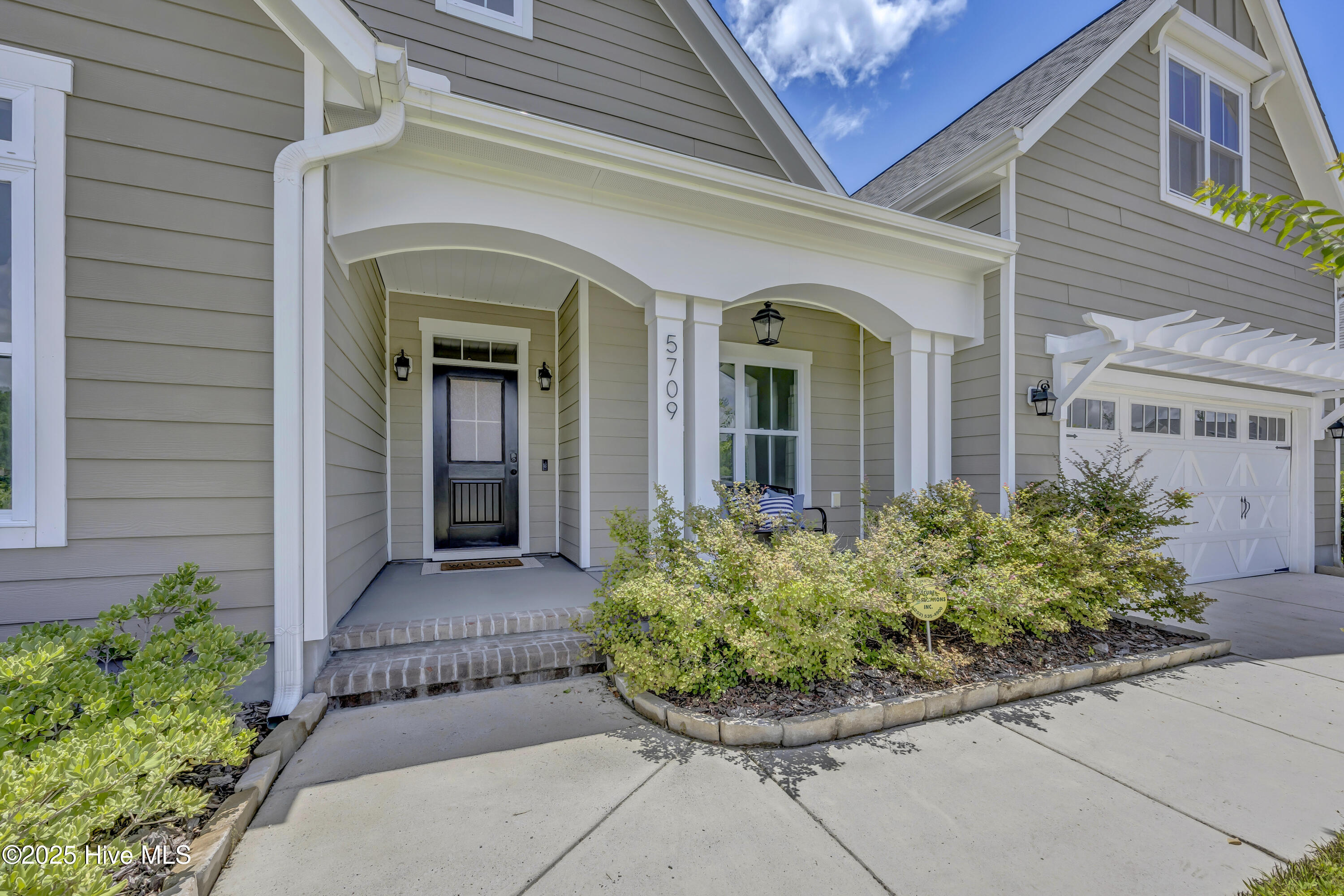 5709 Brown Pelican Lane