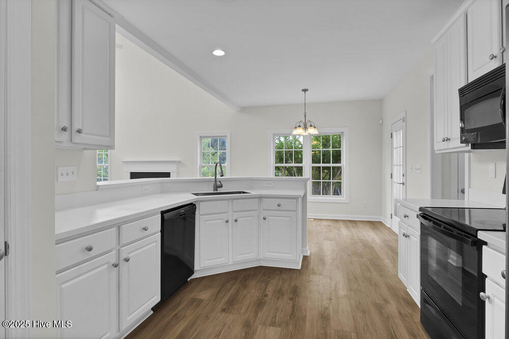 898 Wine Cellar Circle