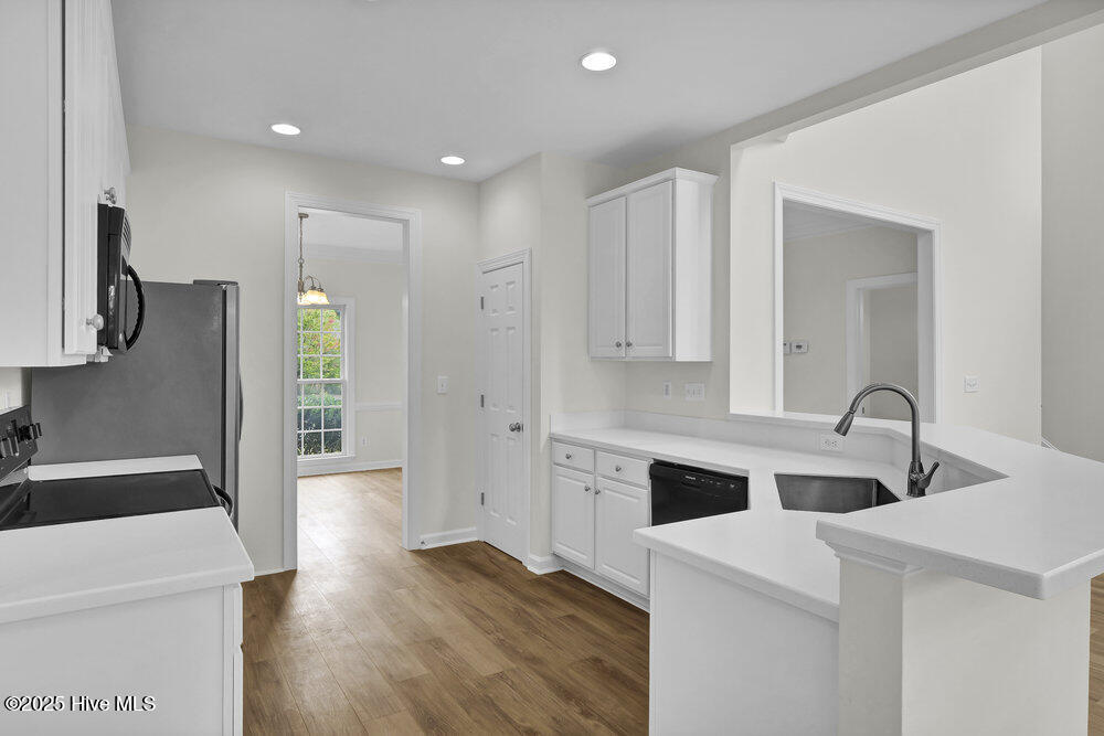 898 Wine Cellar Circle