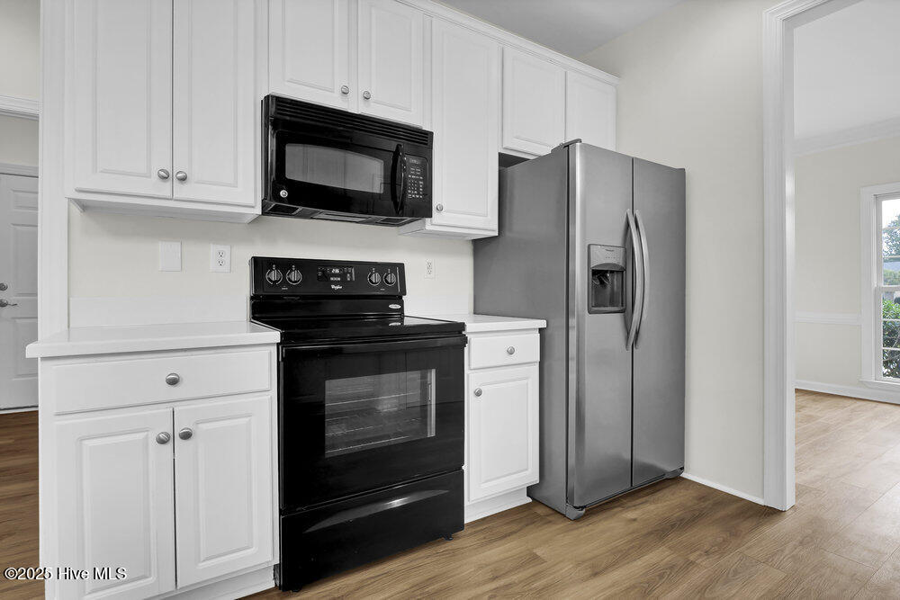 898 Wine Cellar Circle