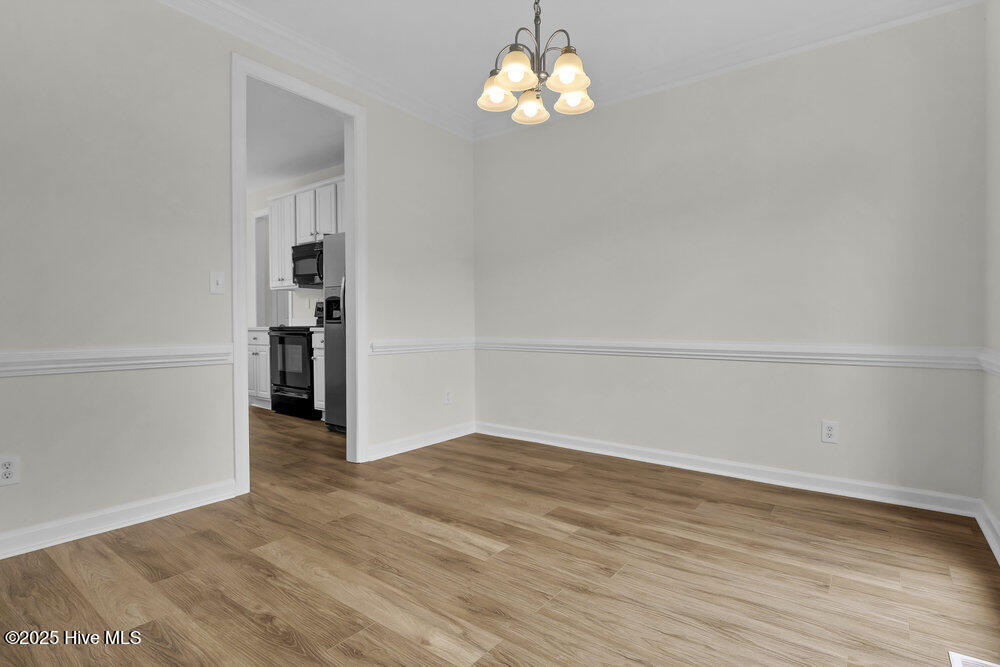 898 Wine Cellar Circle