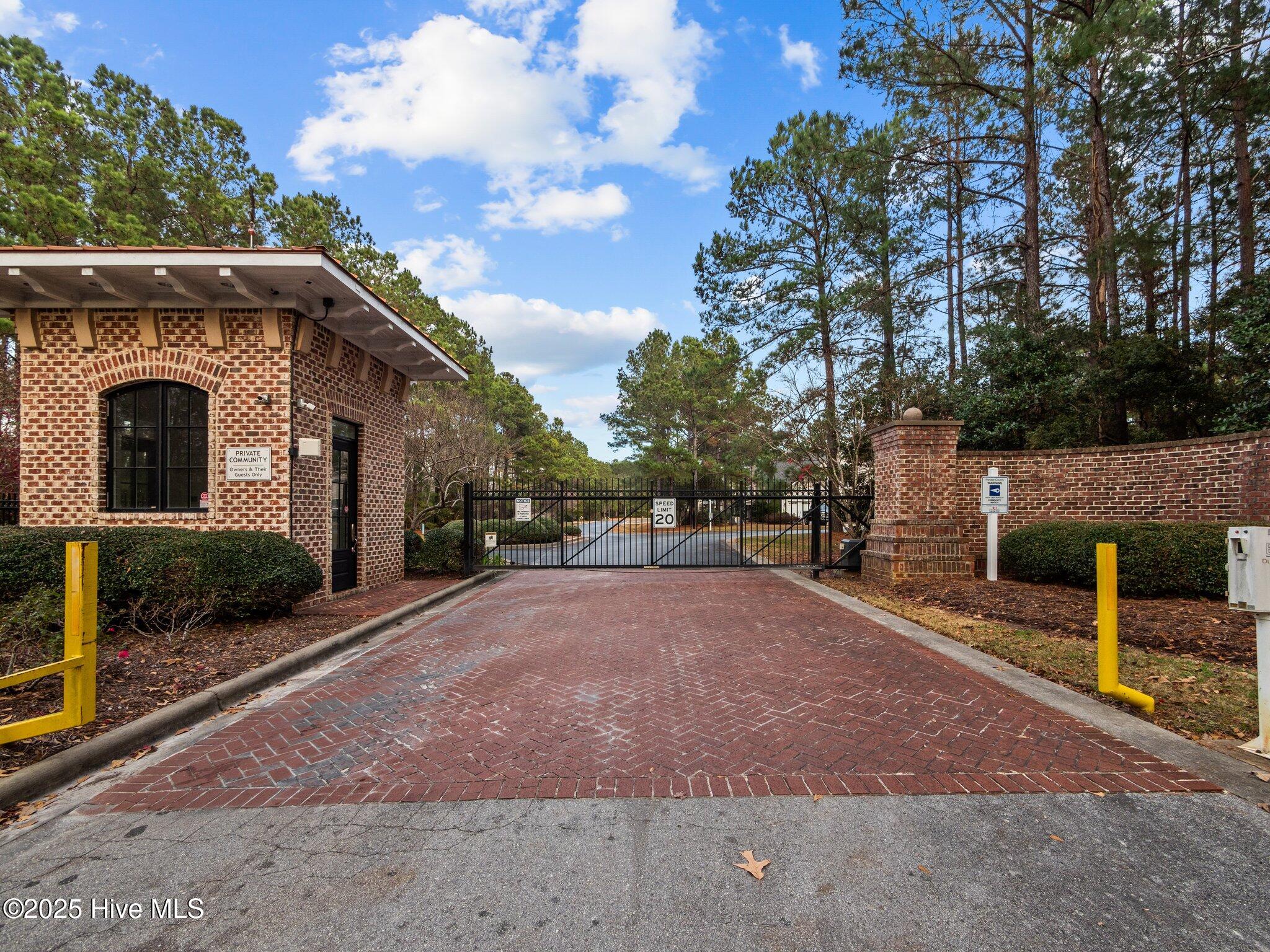 130 Iris Way