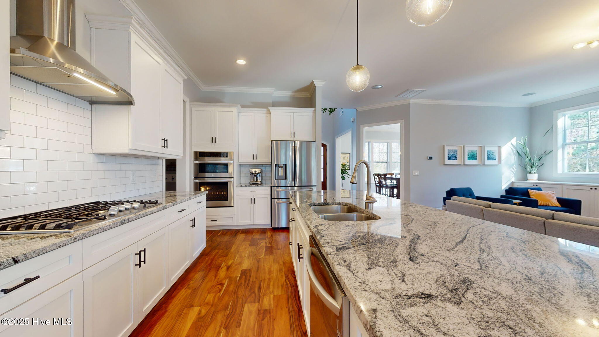 130 Iris Way