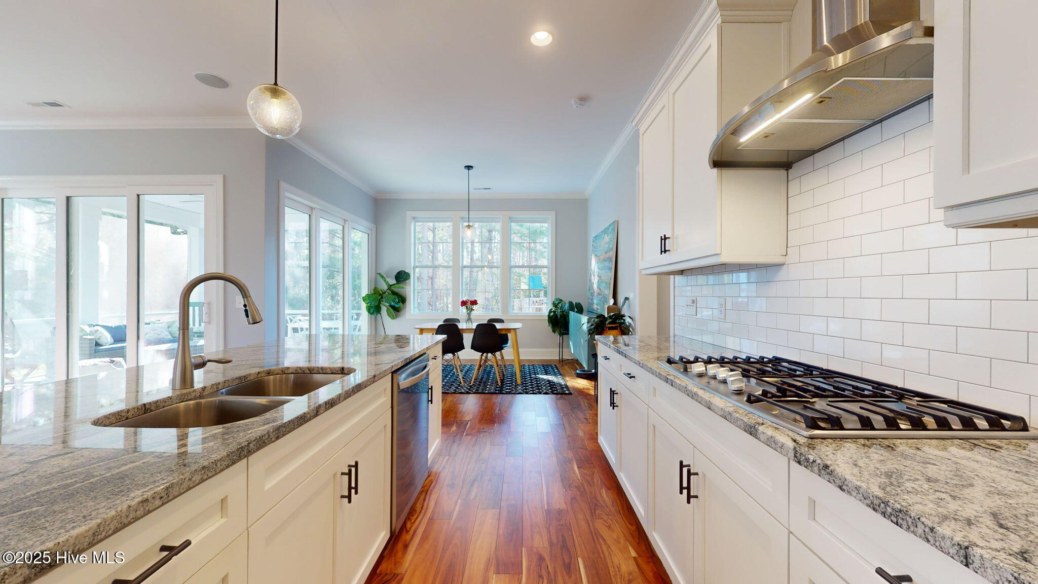 130 Iris Way