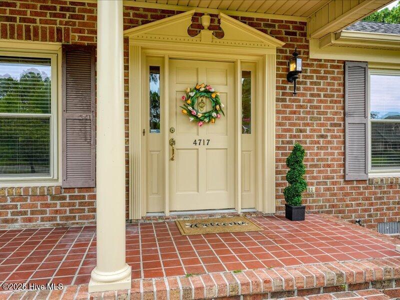 4717 Crosswinds Drive