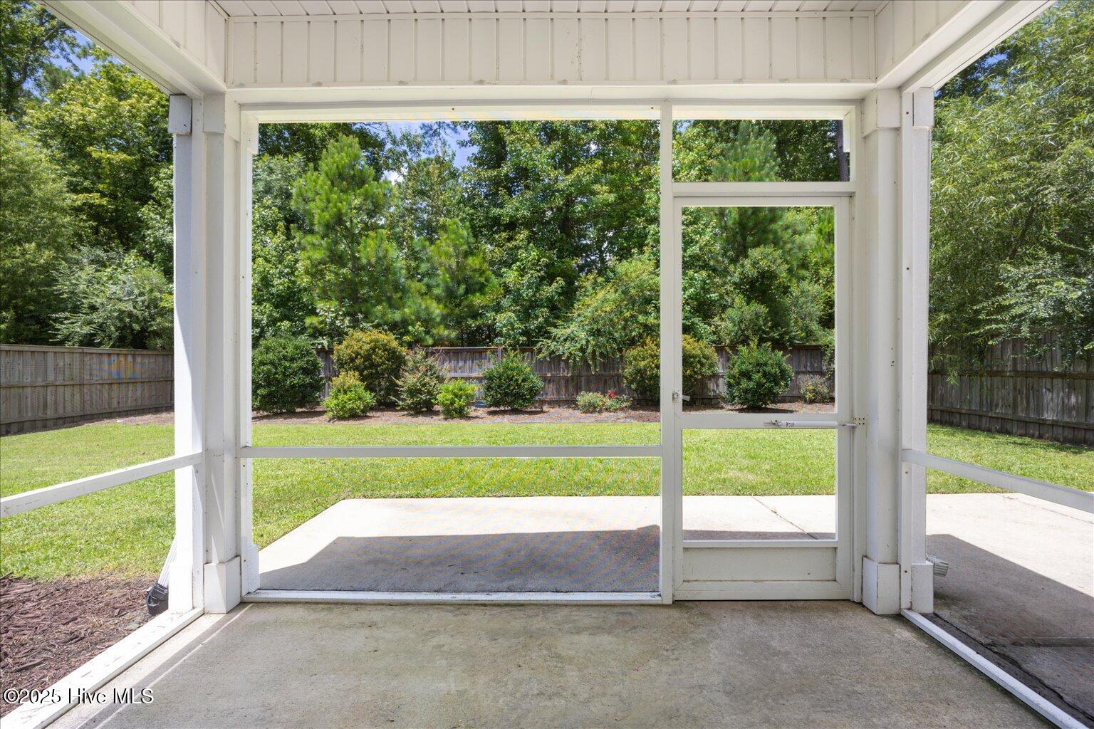 505 Esthwaite Drive SE