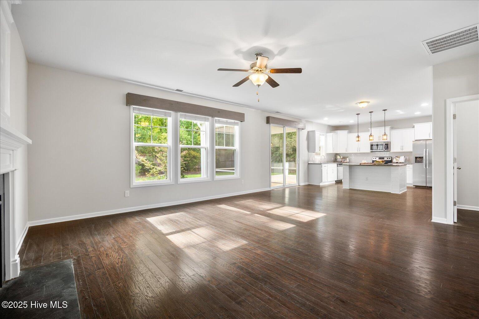 505 Esthwaite Drive SE