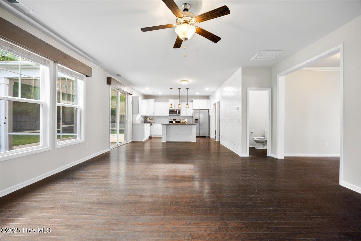 505 Esthwaite Drive SE