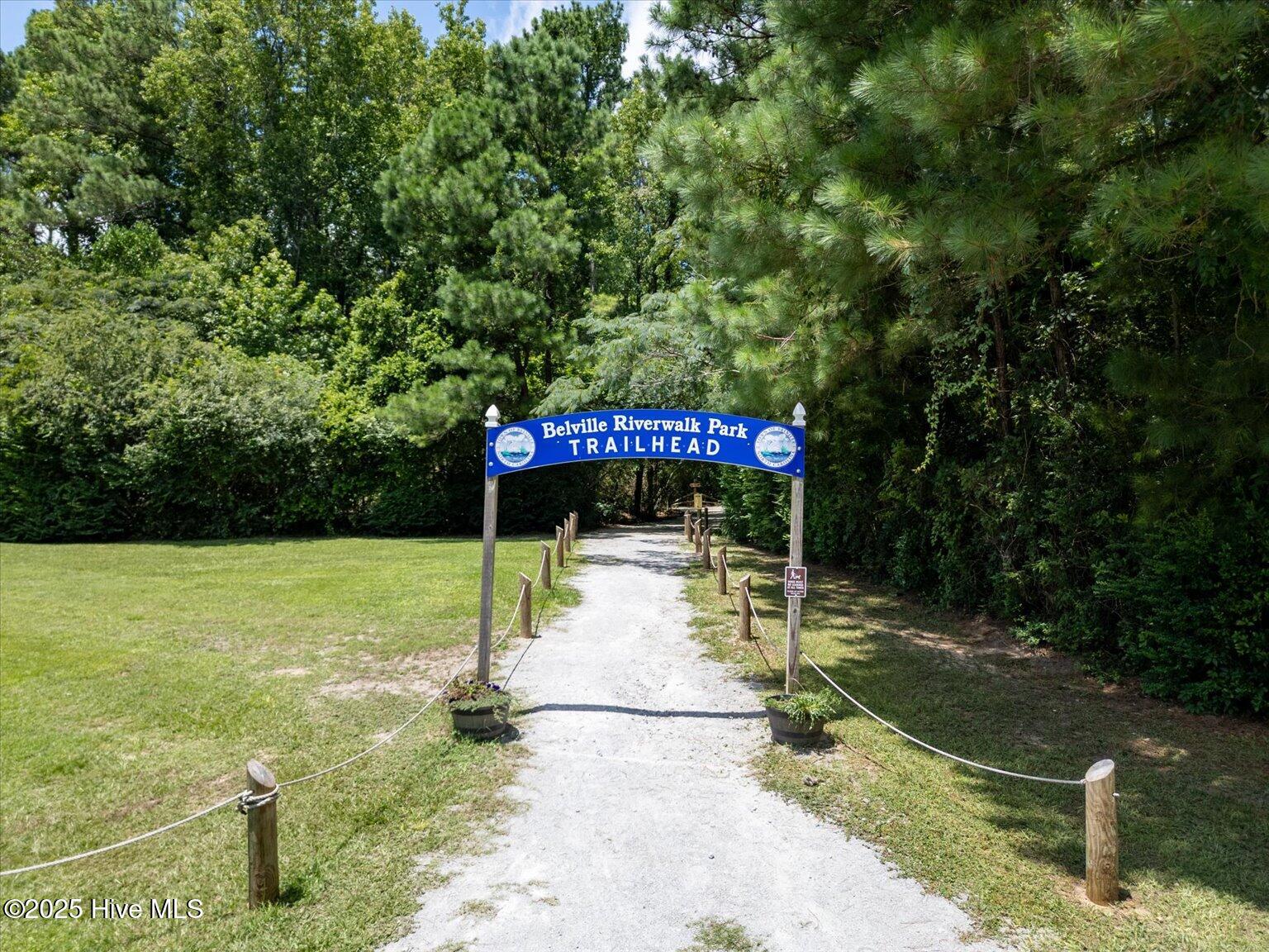 505 Esthwaite Drive SE