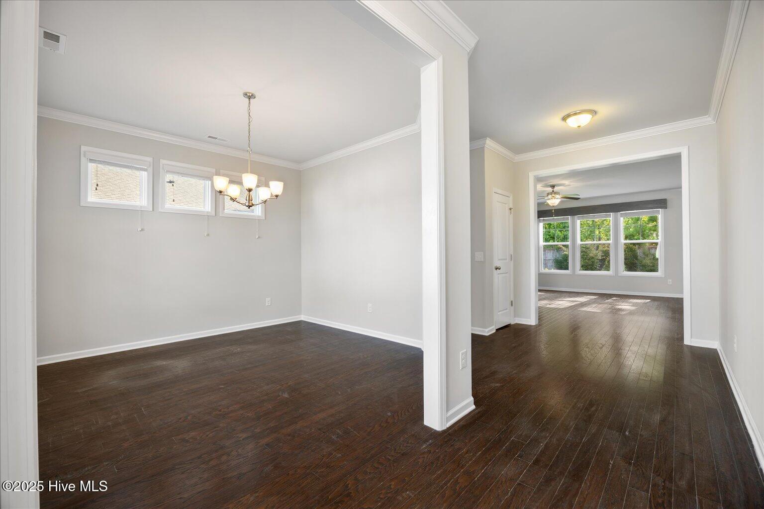 505 Esthwaite Drive SE