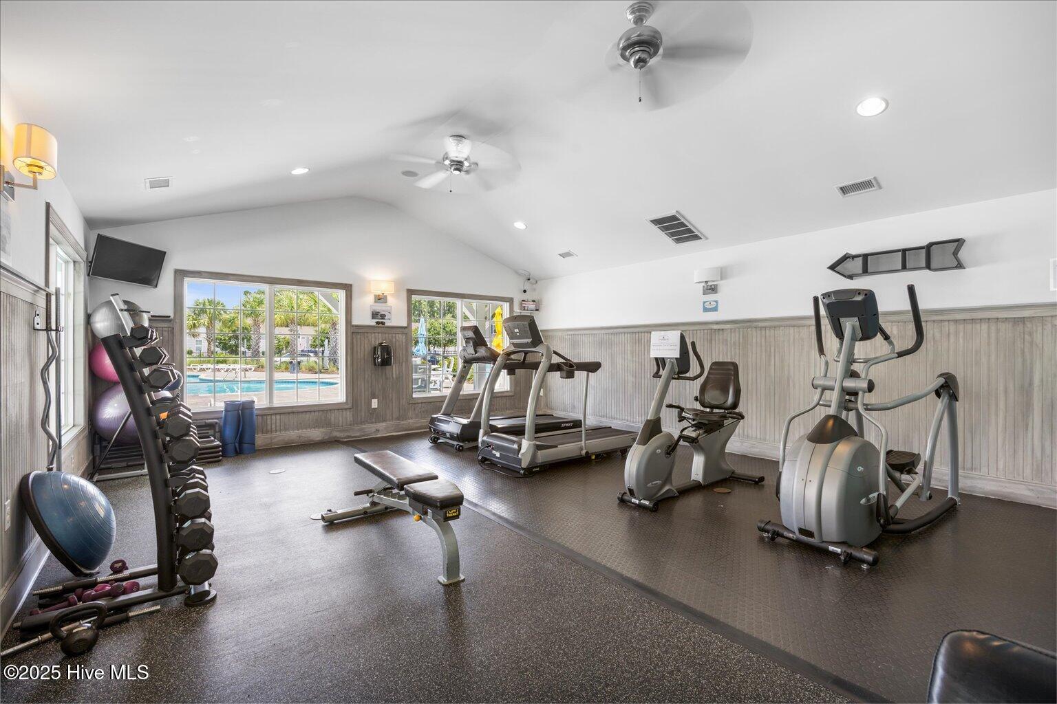 505 Esthwaite Drive SE