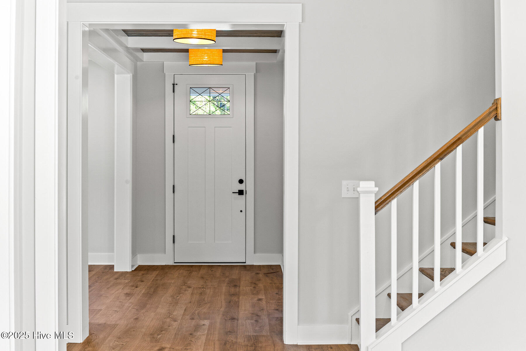 404 E Blackbeard Road