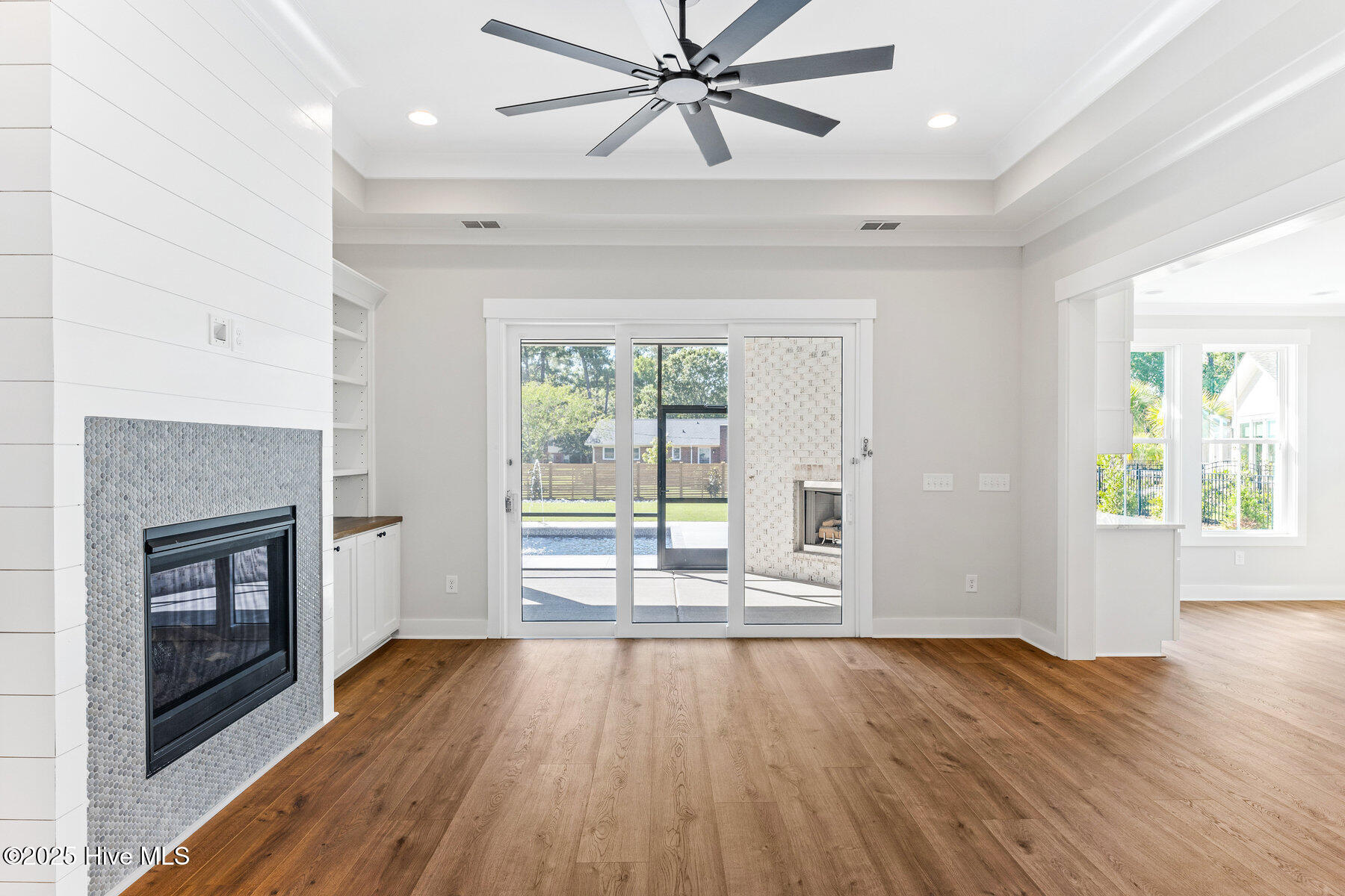 404 E Blackbeard Road