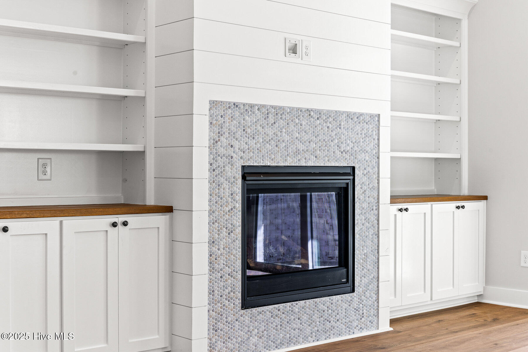 404 E Blackbeard Road